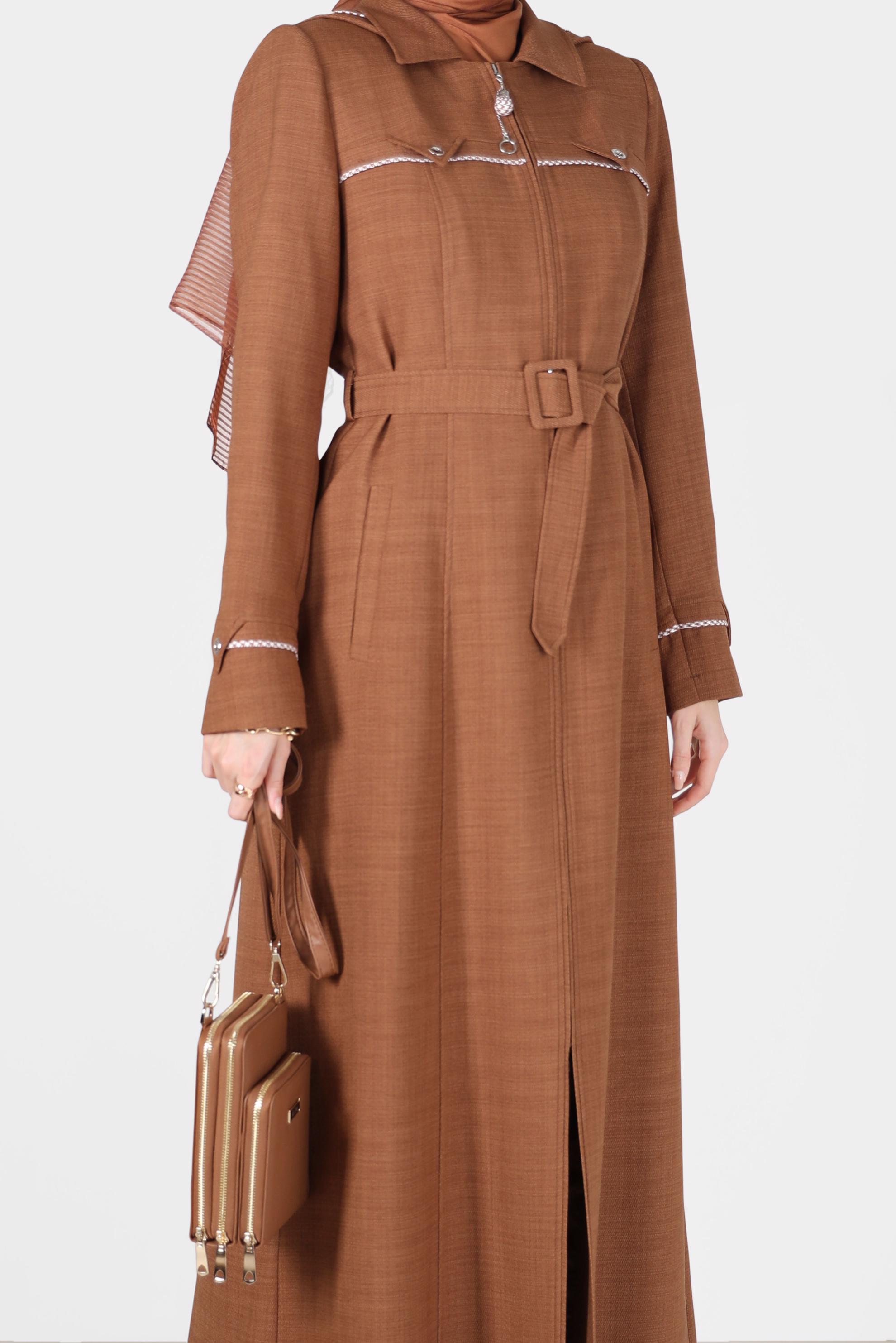 Tesettür giyim KAHVE BELİ KUŞAKLI KAPÜŞONLU PARDESÜ 10458	