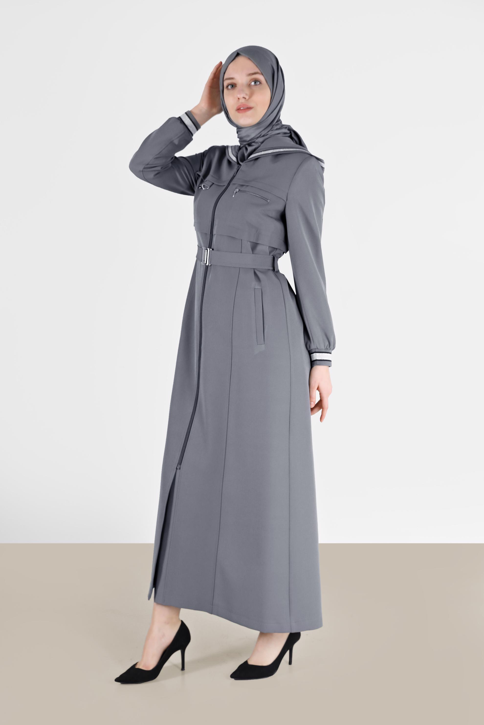 Tesettür giyim GRİ KEMERLİ KAPÜŞONLU PARDESÜ 10463	