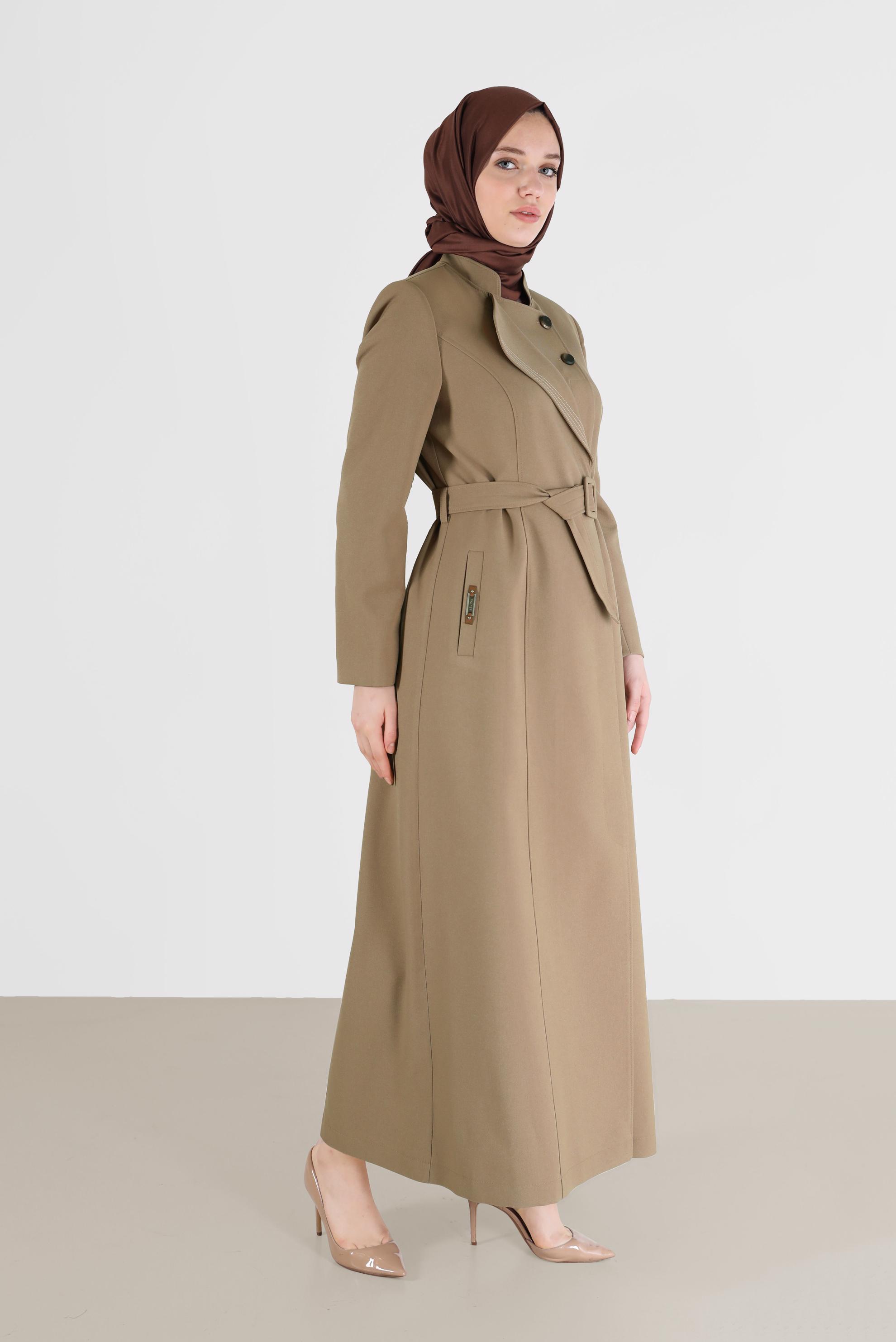 Tesettür giyim KAHVE YAKA DETAYLI KUŞAKLI PARDESÜ 10478 