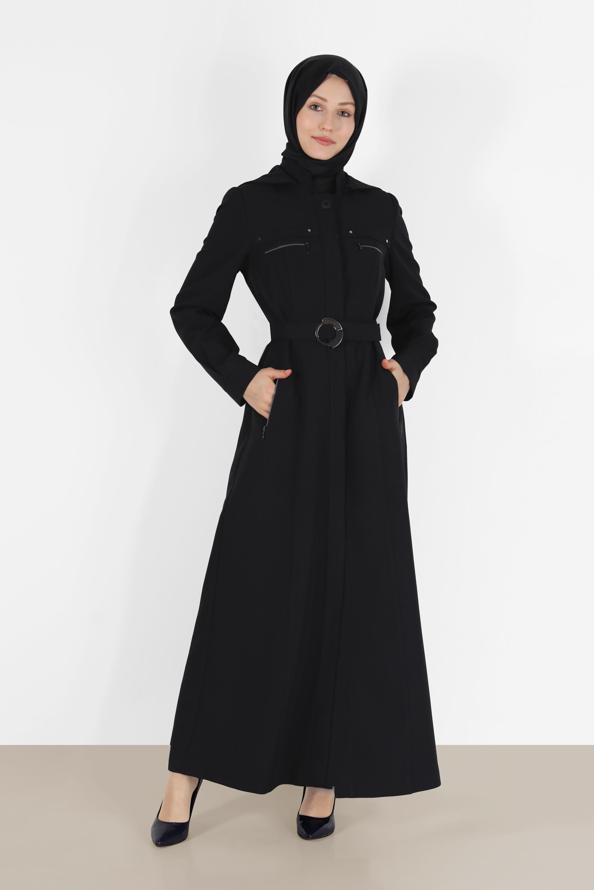 Tesettür giyim SİYAH KUŞAKLI KAPÜŞONLU FERMUAR DETAYLI PARDESÜ 10481 