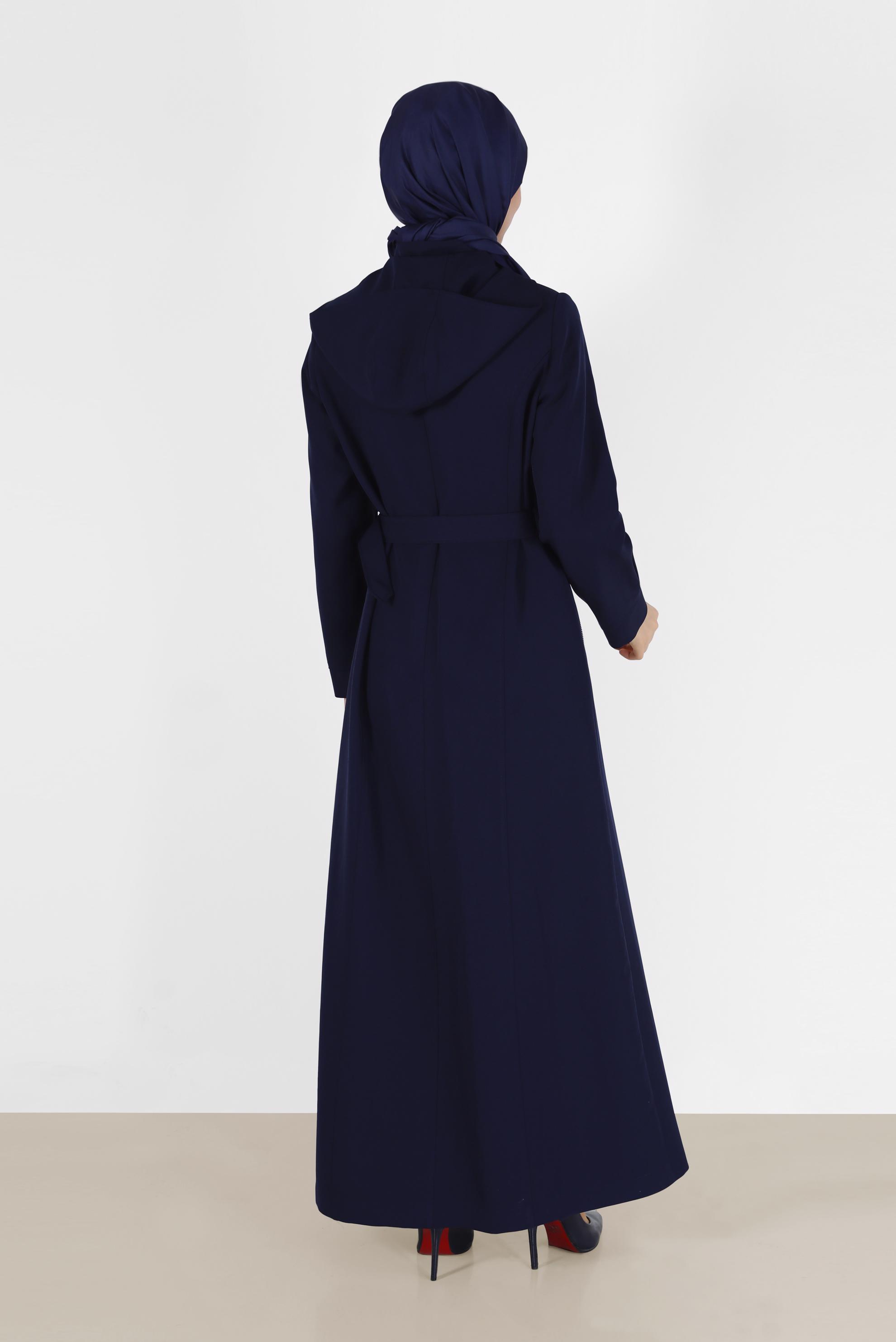 Vêtements hijab BLEU MARINE COUCHE DE FINITION AVEC CEINTURE À CAPUCHE ET FERMETURE ÉCLAIR 10481