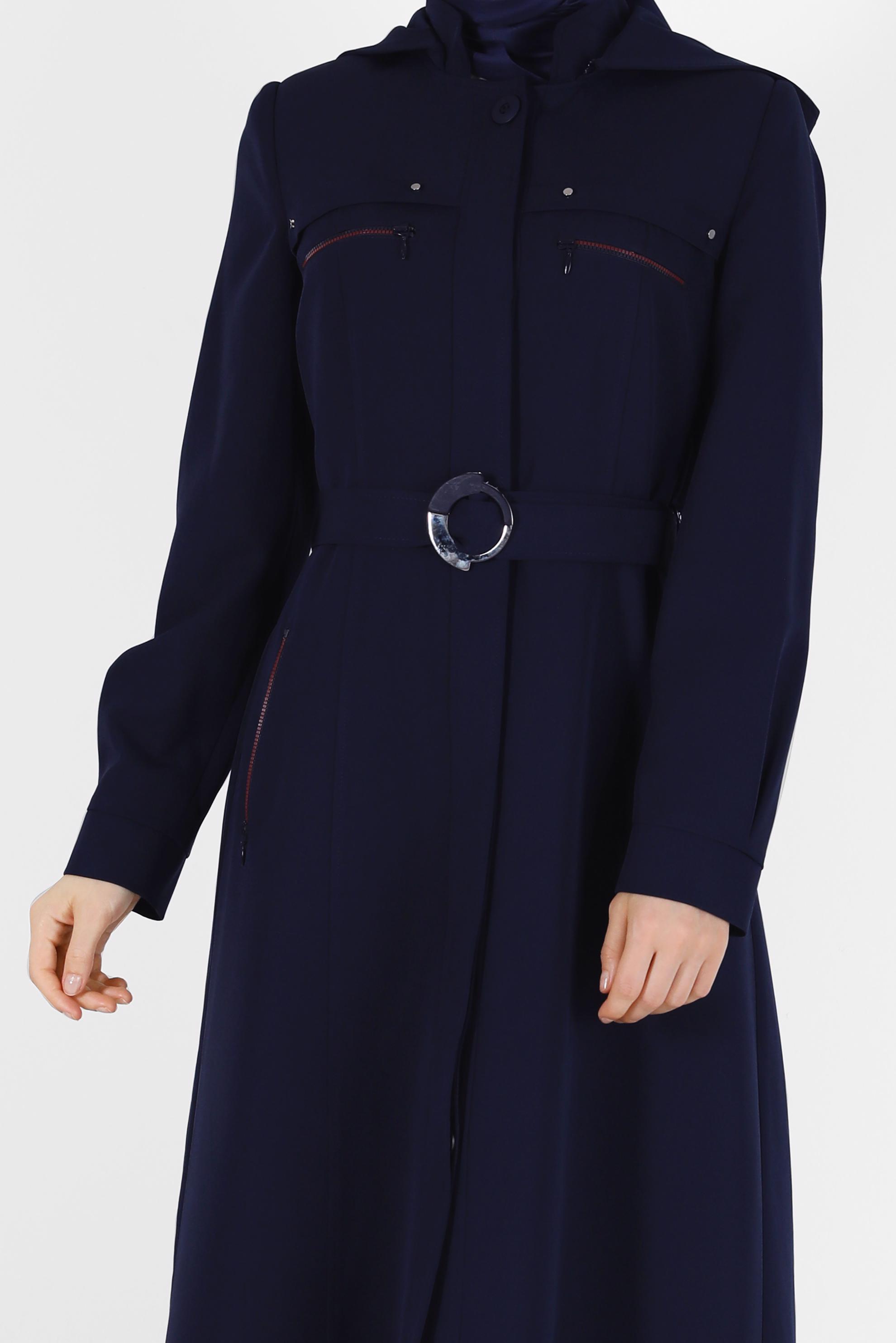 Vêtements hijab BLEU MARINE COUCHE DE FINITION AVEC CEINTURE À CAPUCHE ET FERMETURE ÉCLAIR 10481
