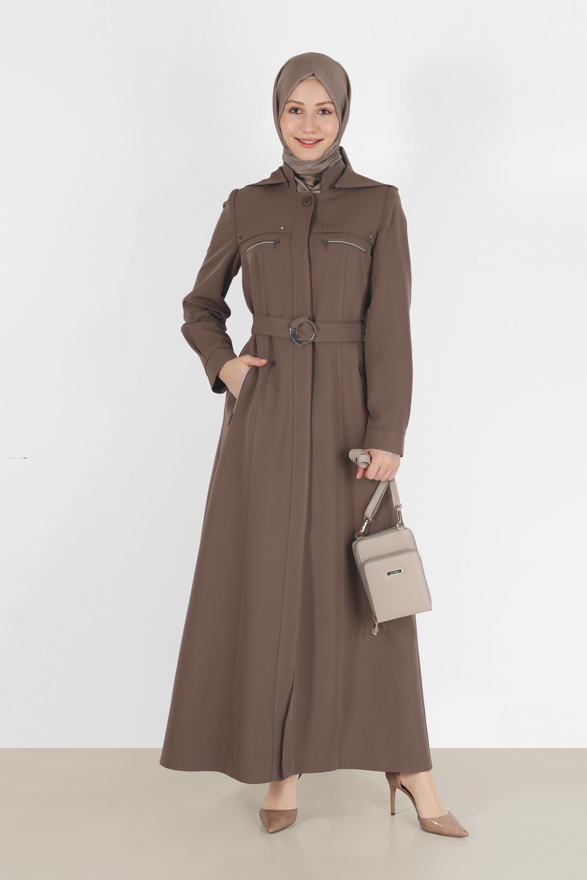 Tesettür giyim VİZON KUŞAKLI KAPÜŞONLU FERMUAR DETAYLI PARDESÜ 10481 