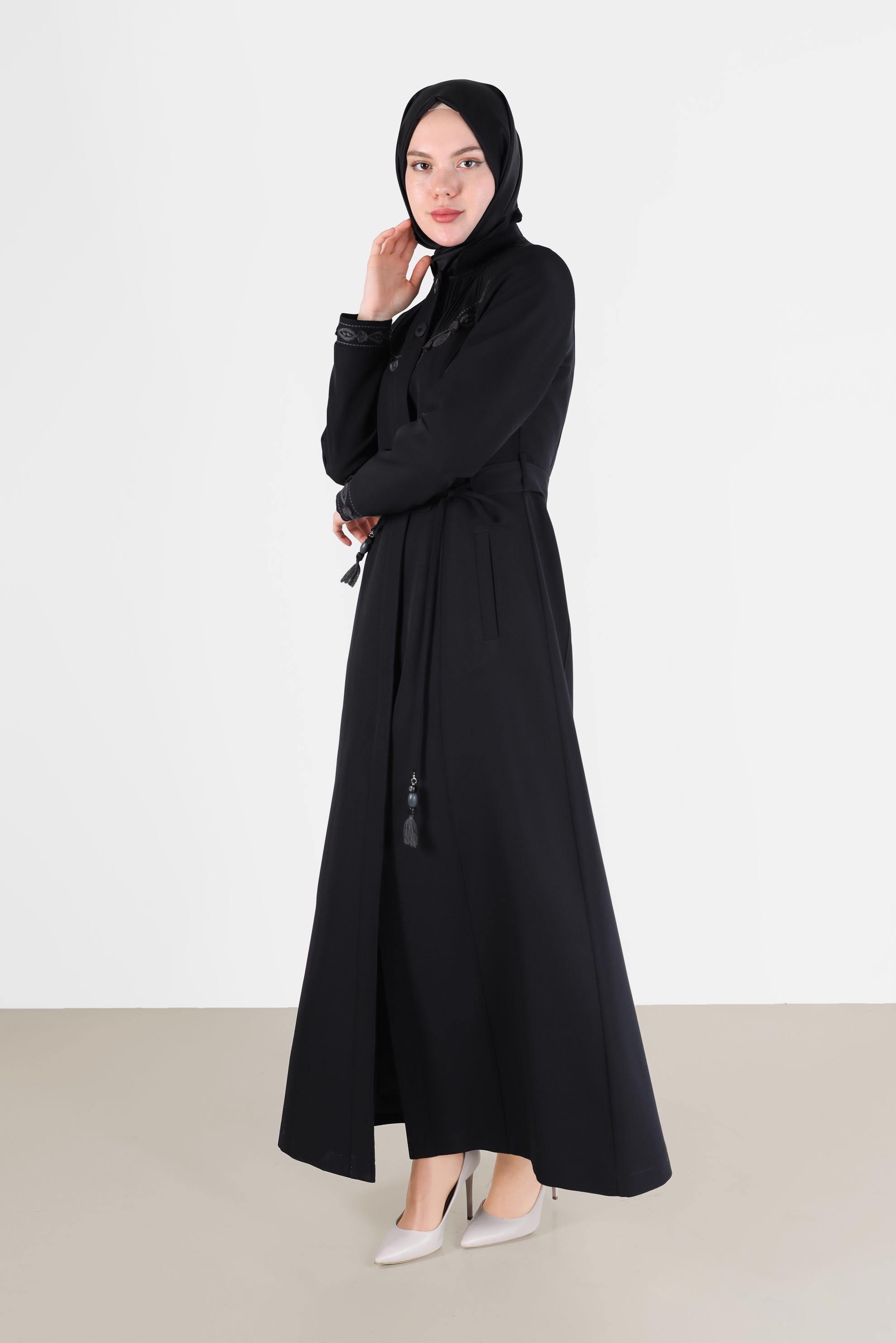 Hijab clothing BLACK EMBROIDERY DETAIL TOPCOAT 10487