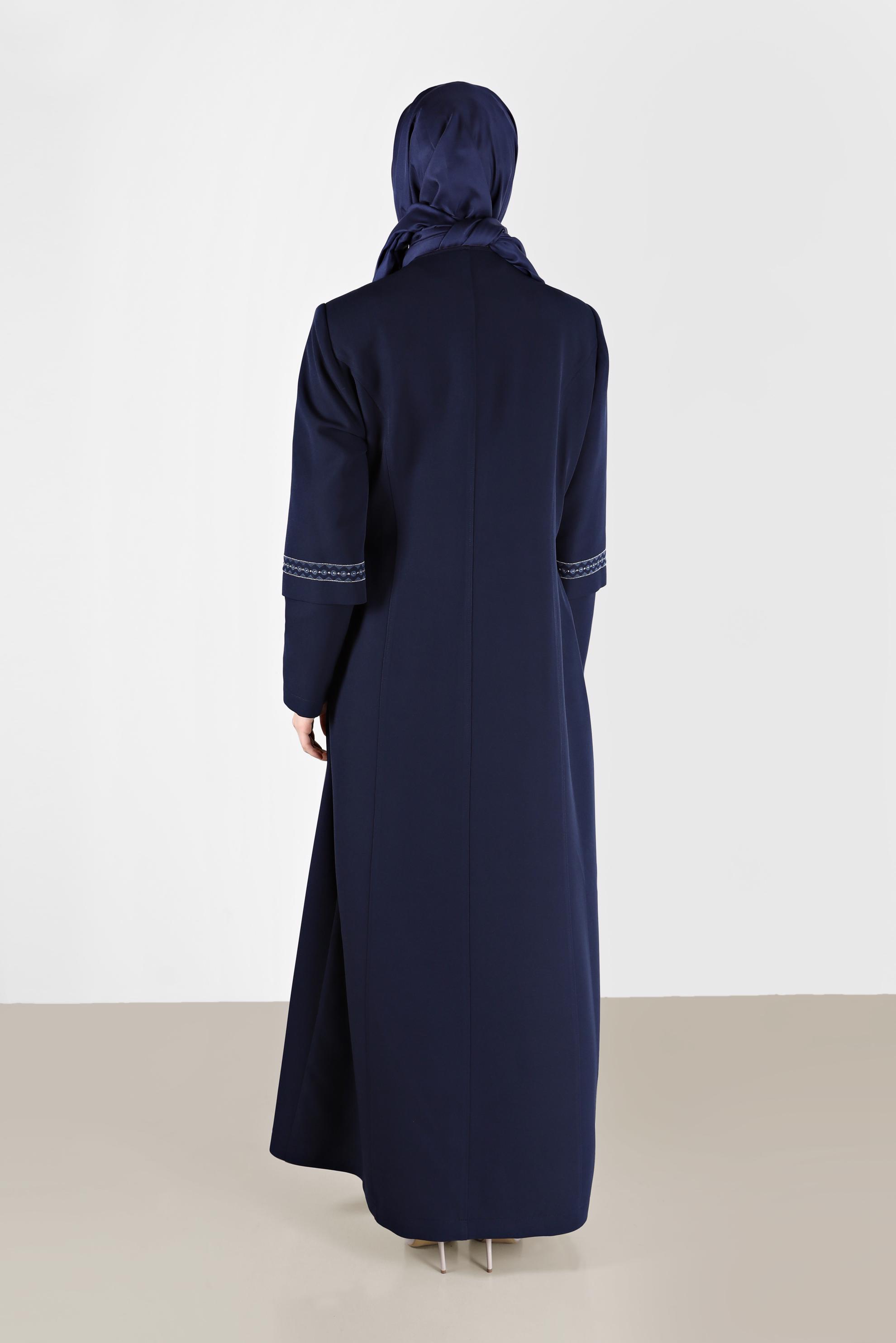 Tesettür giyim LACİVERT ANVELOP KAPAMA DETAYLI NAKIŞLI PARDESÜ 10488 