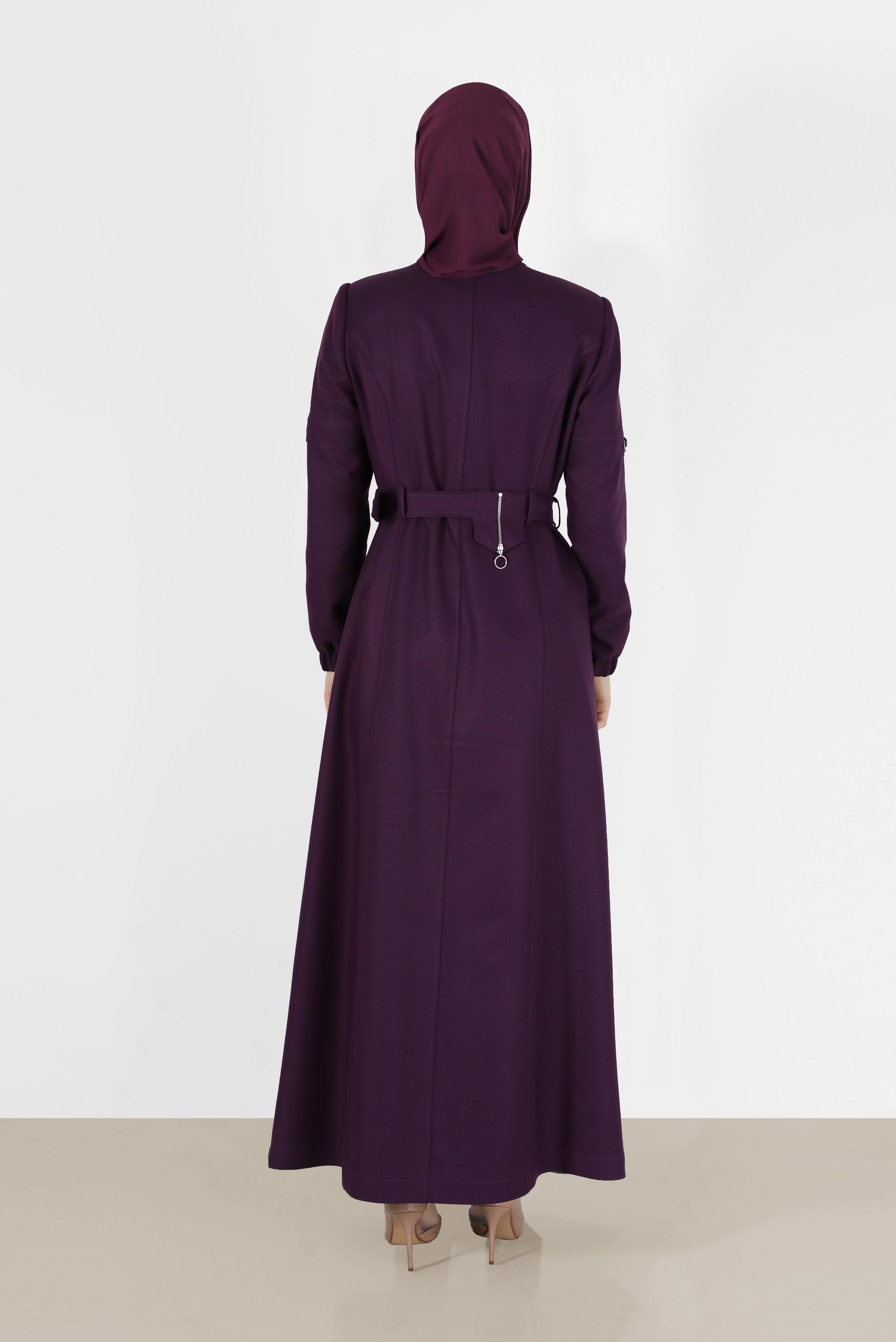 Tesettür giyim MOR MANŞETLERİ LASTİKLİ KEMERLİ FERMUARLI PARDESÜ 10489 
