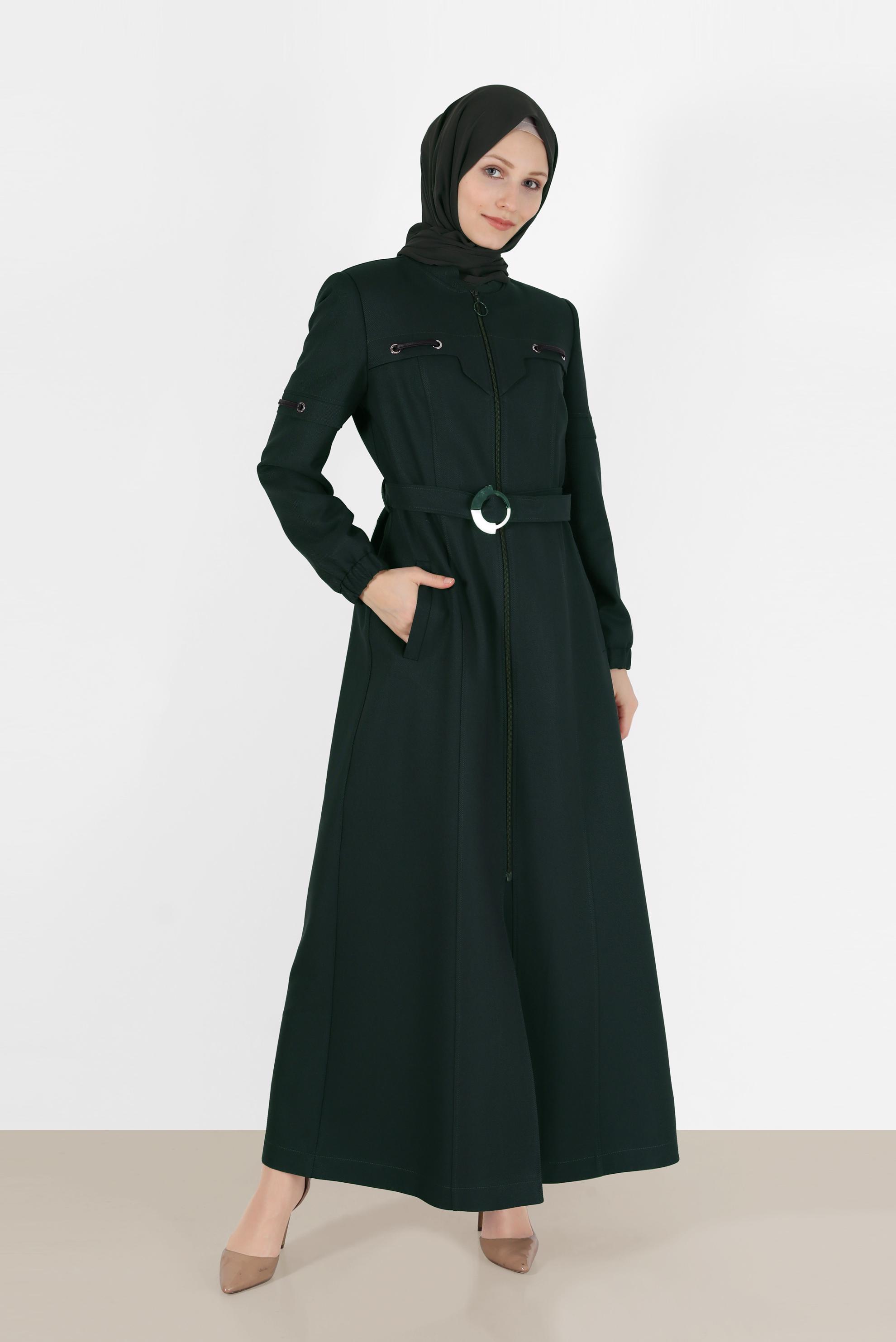 Tesettür giyim YEŞİL MANŞETLERİ LASTİKLİ KEMERLİ FERMUARLI PARDESÜ 10489 