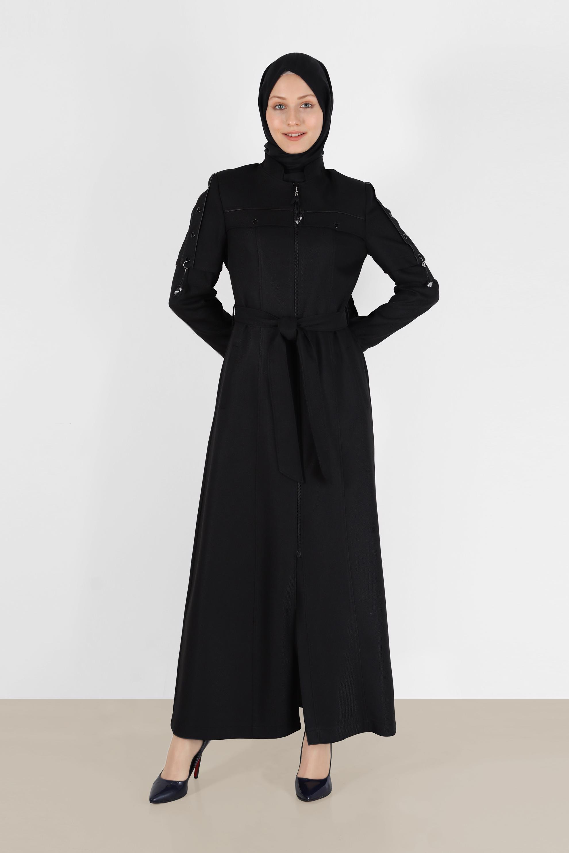 Tesettür giyim SİYAH KUŞGÖZÜ DETAYLI KUŞAKLI PARDESÜ 10490 