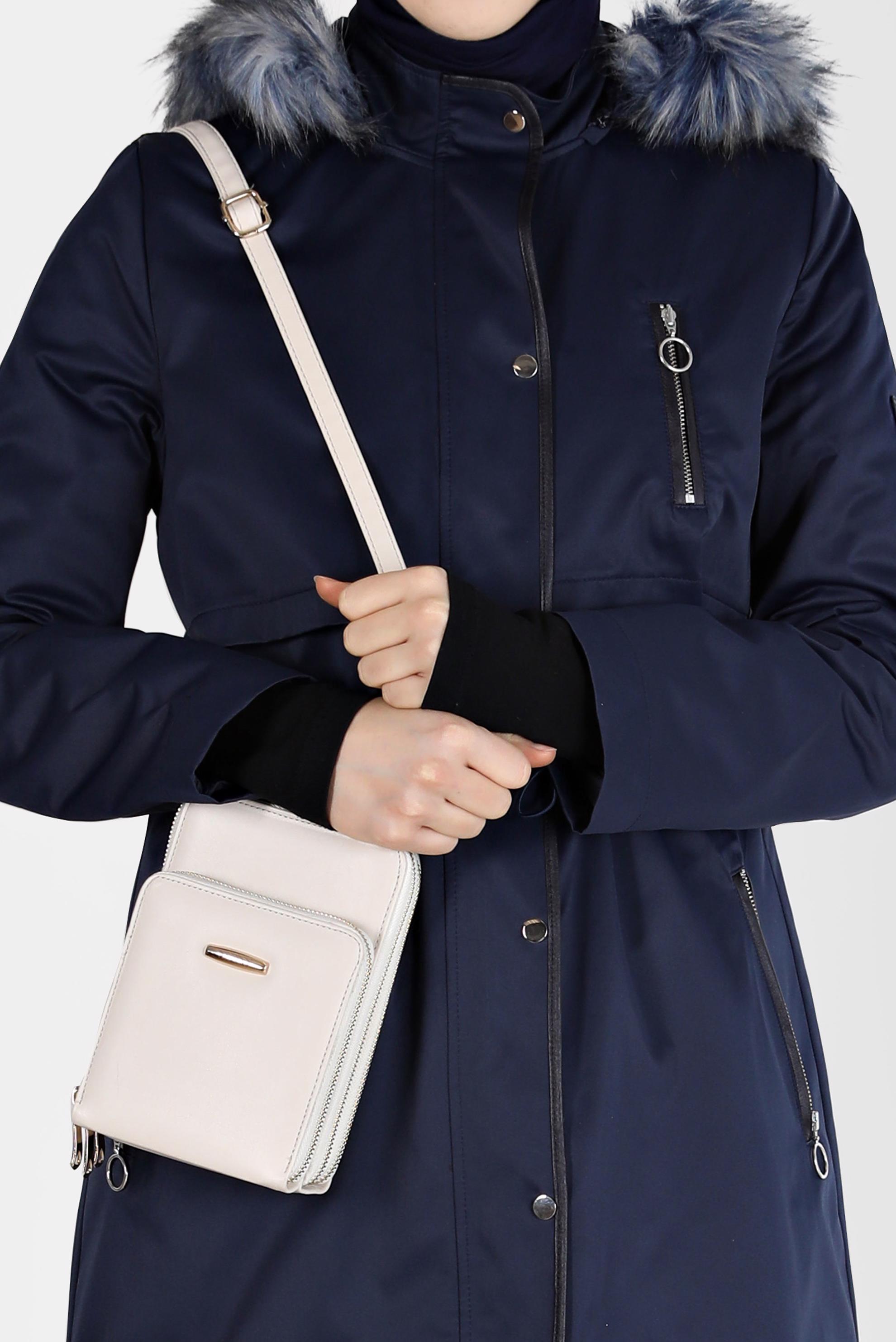 Vêtements hijab BLEU MARINE PARKA À CAPUCHE FOURRURE DÉTAILS FRONÇÉS 90200