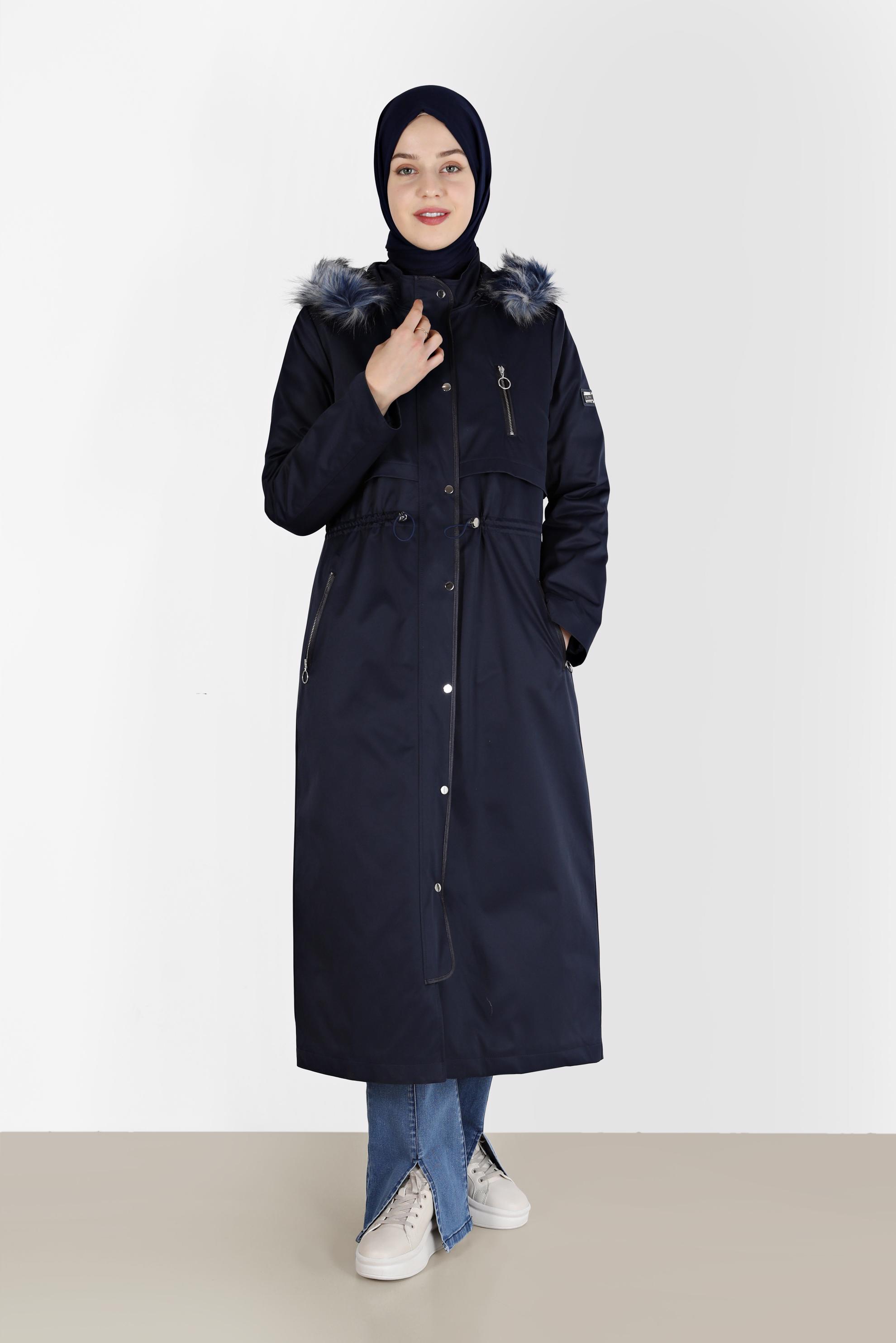 Vêtements hijab BLEU MARINE PARKA À CAPUCHE FOURRURE DÉTAILS FRONÇÉS 90200