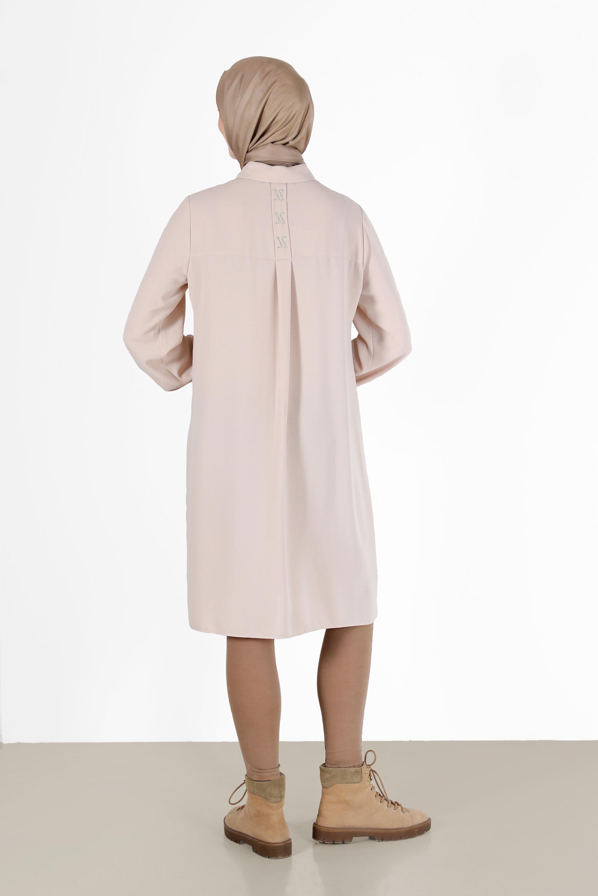 Hijab clothing BEIGE INVISIBLE BUTTONED CREPE TUNIC 42288 