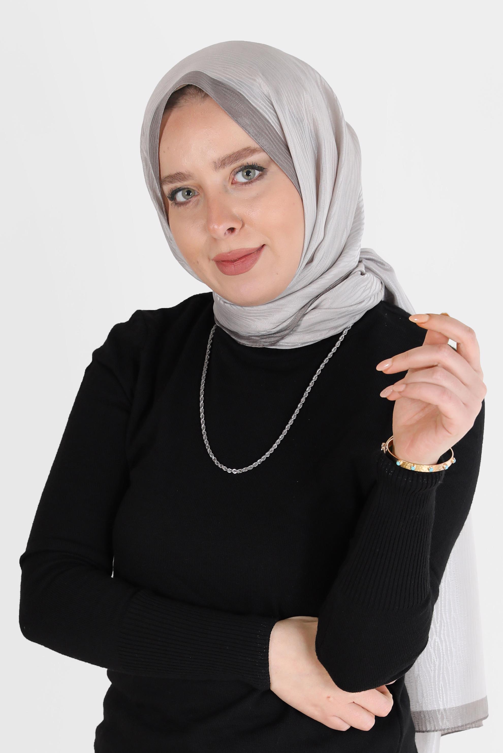 Tesettür giyim VİZON ALVİNA AĞAÇKABUĞU MONOGRAM ŞAL 8093