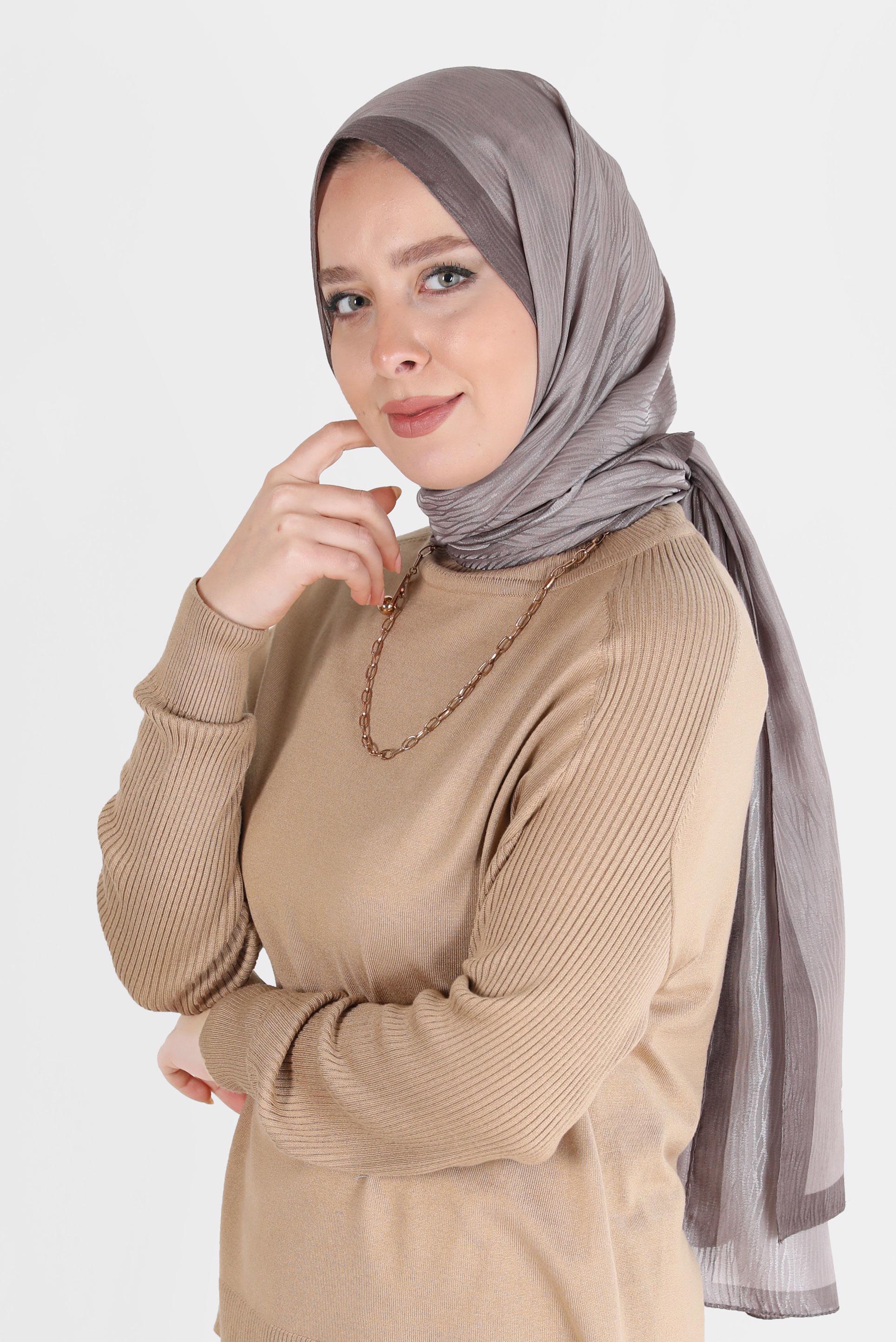 Tesettür giyim VİZON ALVİNA AĞAÇKABUĞU MONOGRAM ŞAL 8093