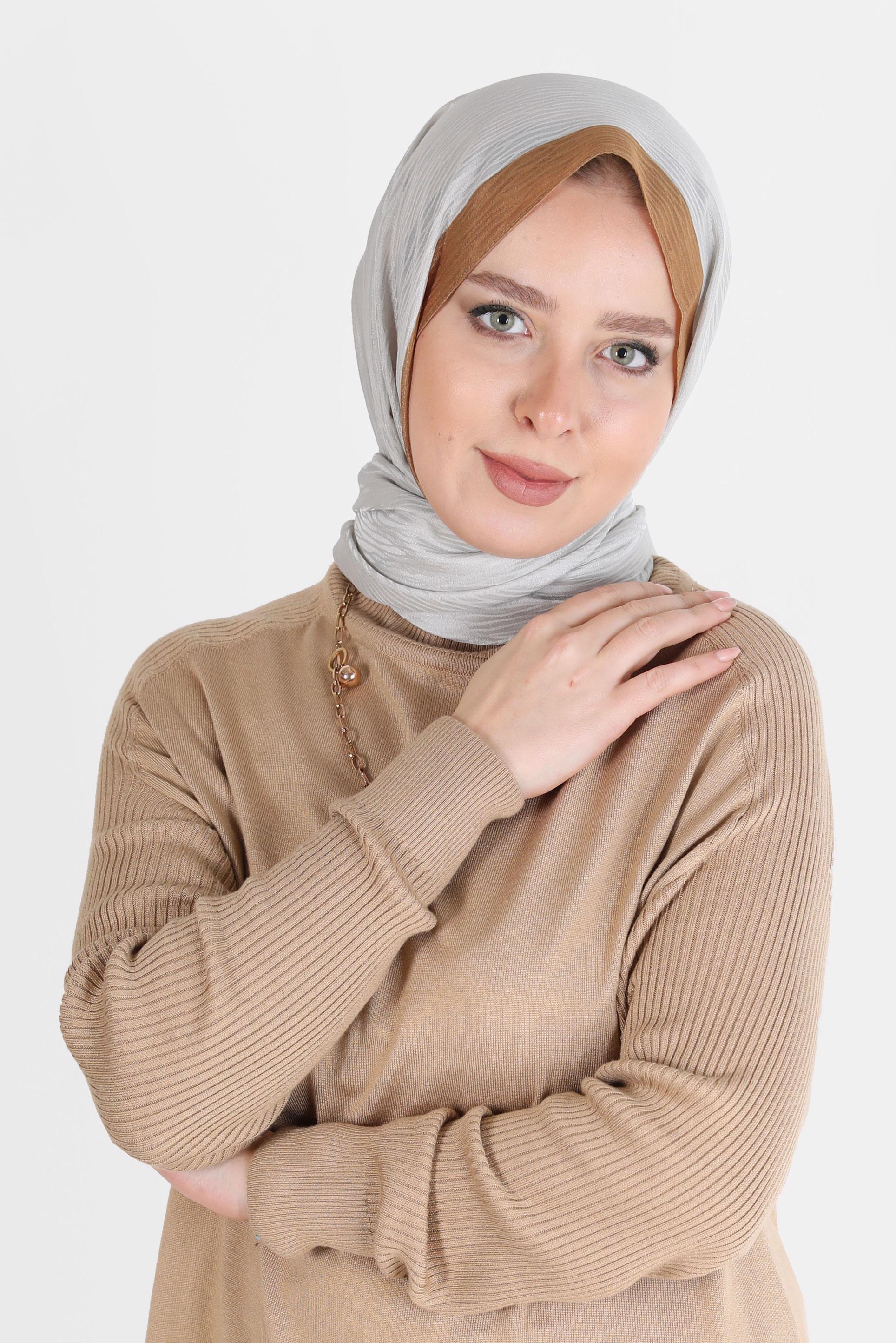 Tesettür giyim BEJ ALVİNA AĞAÇKABUĞU MONOGRAM ŞAL 8093