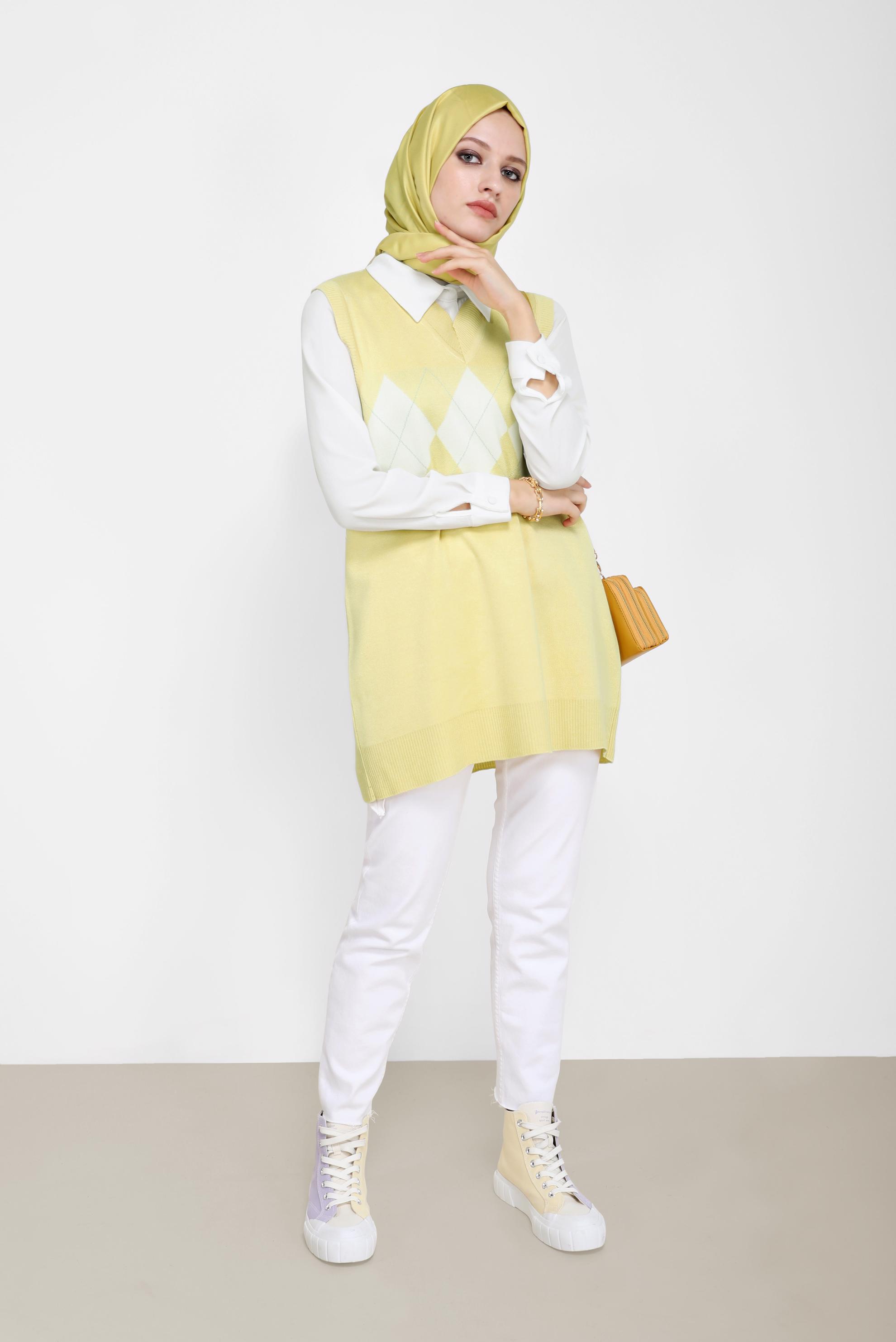 Tesettür giyim SARI BAKLAVA DESENLİ TRİKO SÜVETER 42063 