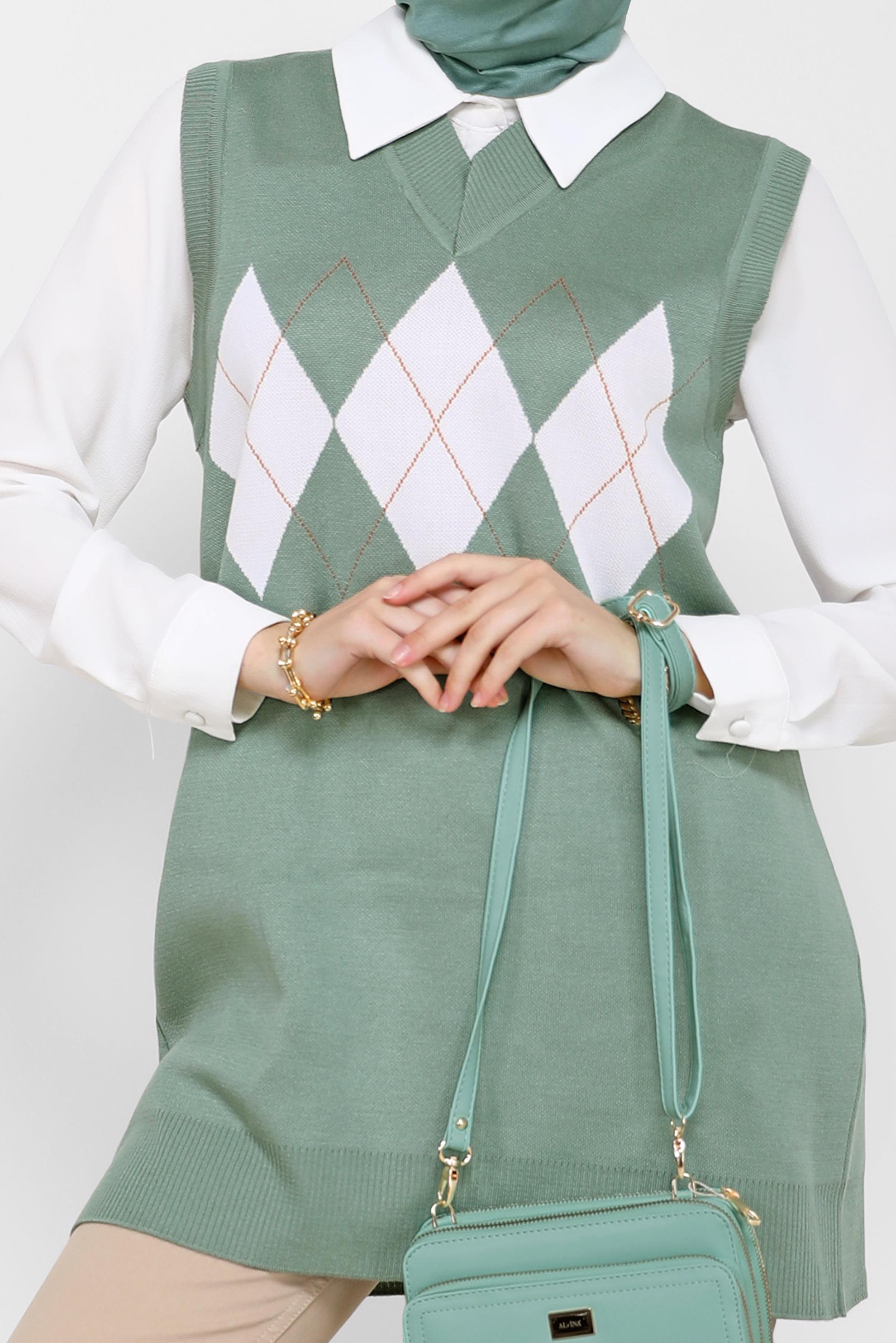 Tesettür giyim YEŞİL BAKLAVA DESENLİ TRİKO SÜVETER 42063 