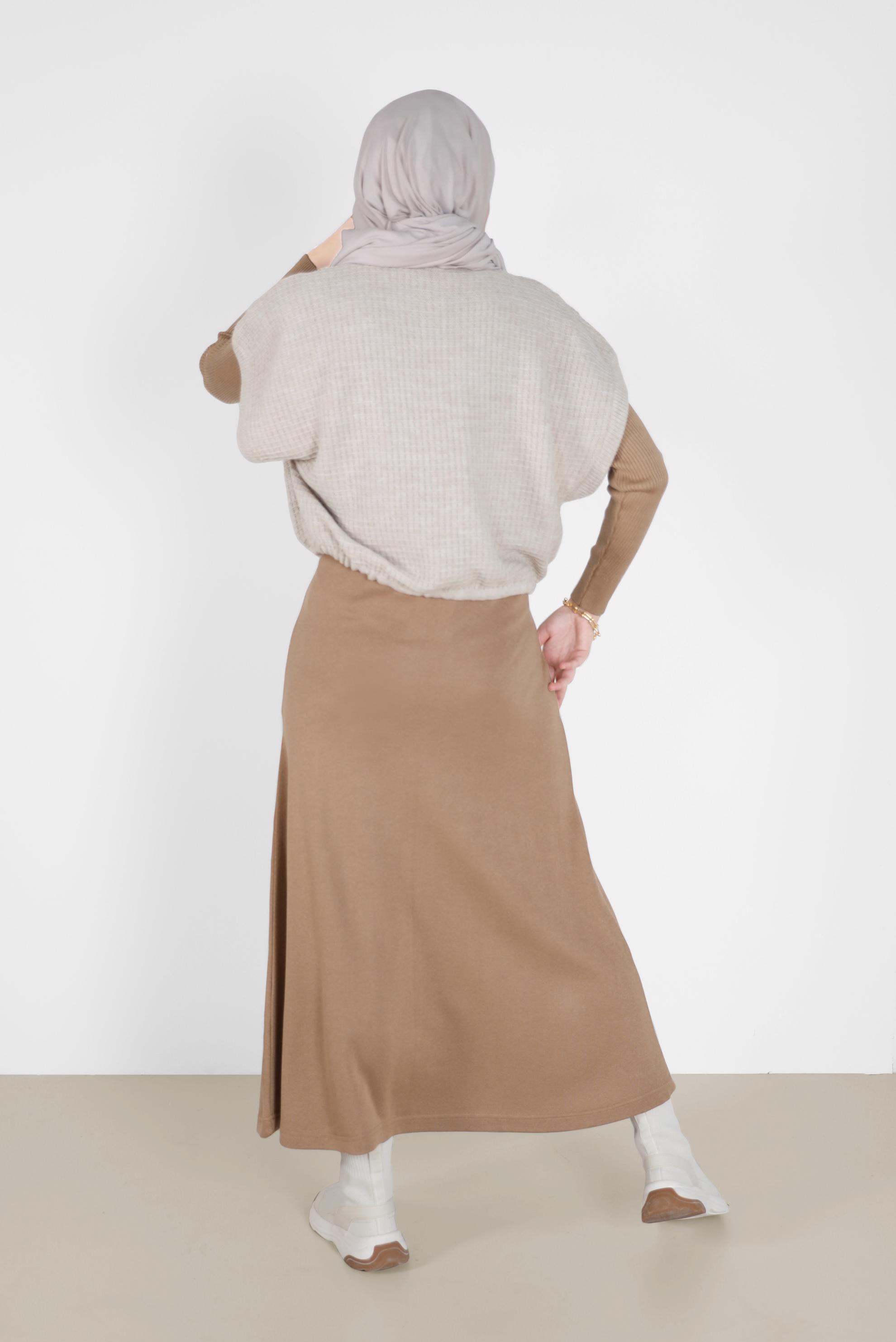 Tesettür giyim BEJ KENDİNDEN DESENLİ BAĞLAMA DETAYLI TRİKO SÜVETER 42121 