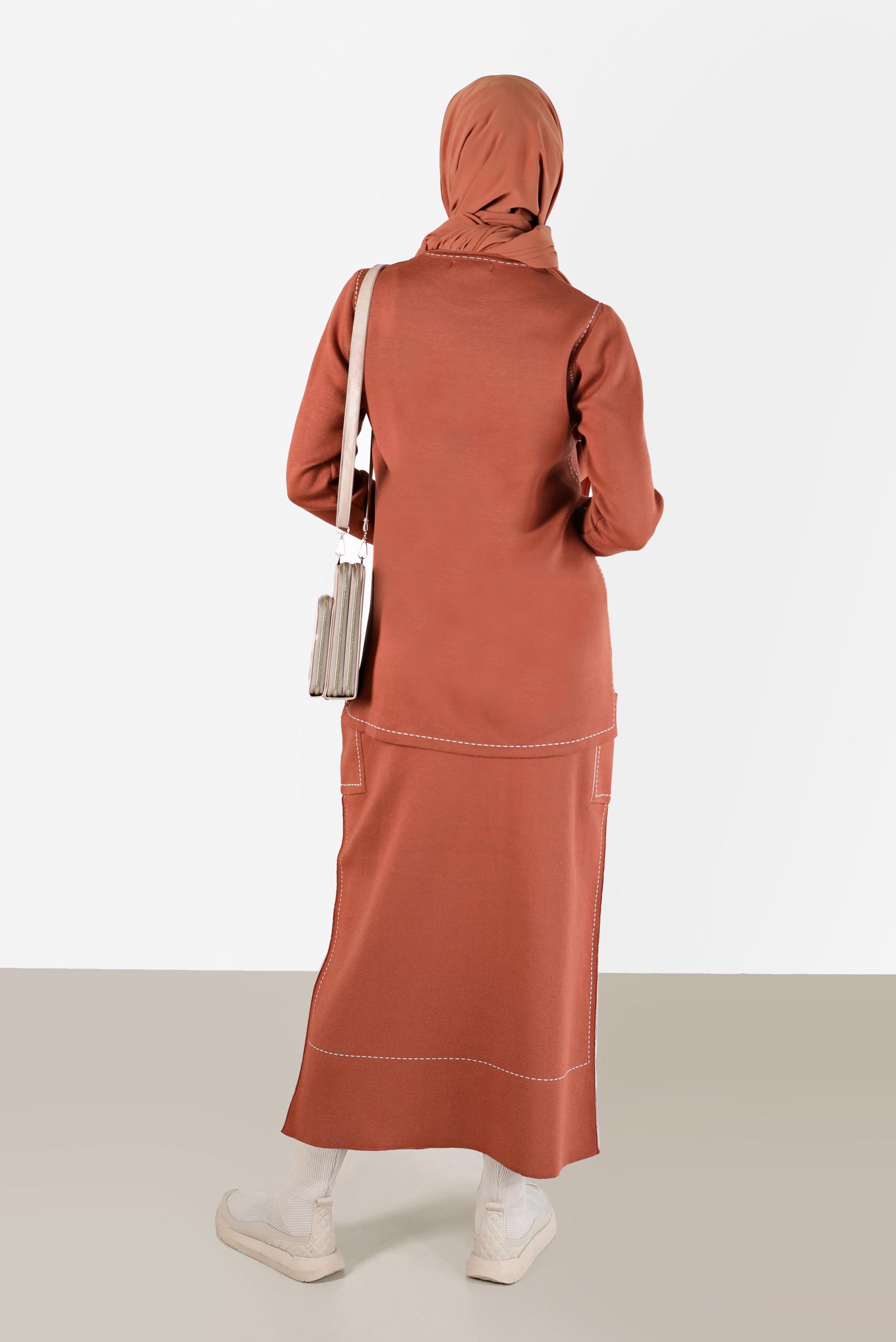 Tesettür giyim TURUNCU DİKİŞ DETAYLI İKİLİ ETEKLİ TRİKO TAKIM 42083 