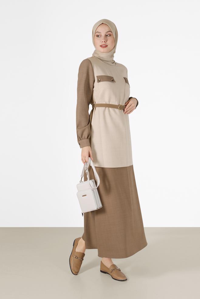 Vêtements hijab BRUN COSTUME JUPE 2 PIÈCES AVEC CEINTURE DÉTAIL POCHE 42170 - ALVİNA