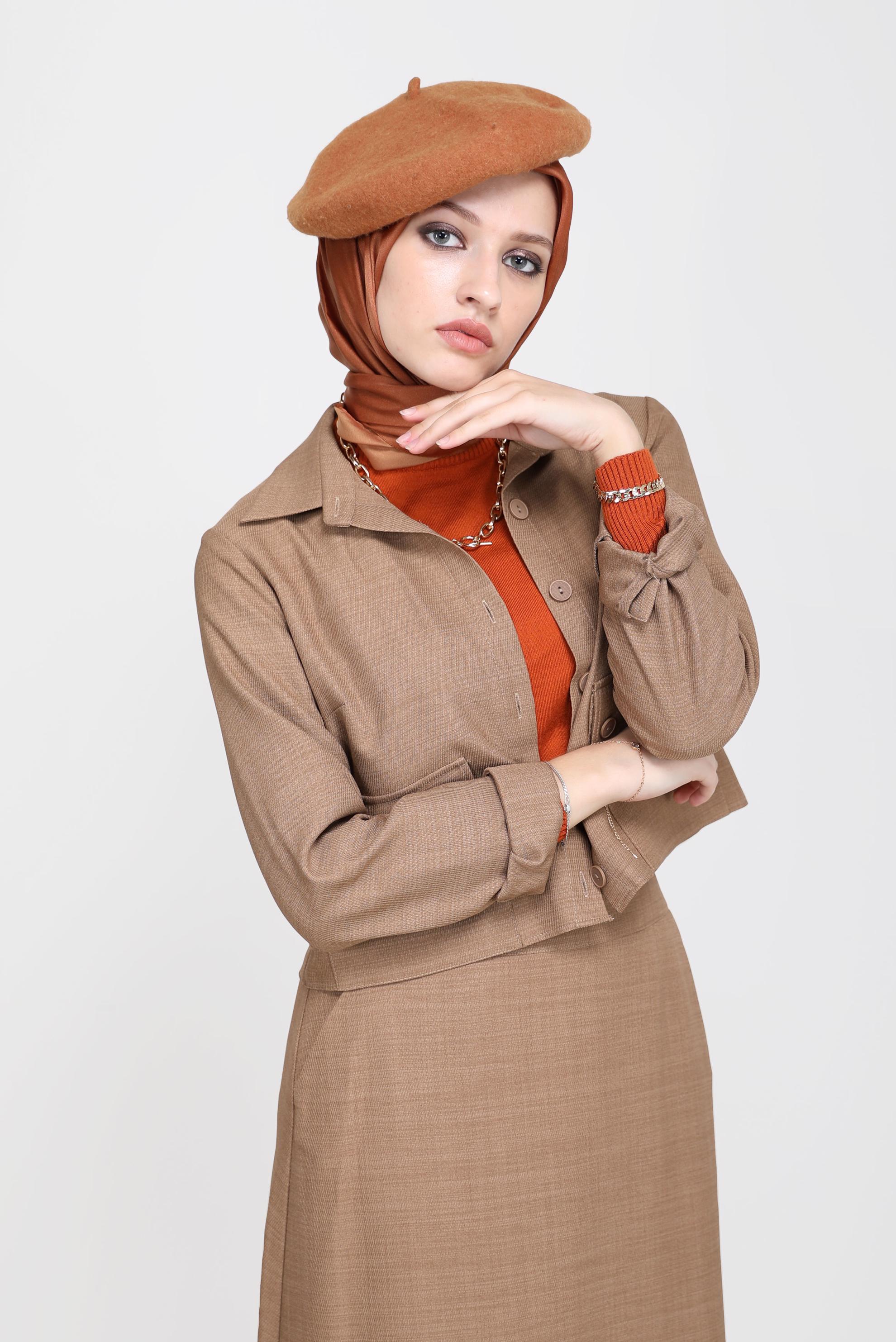 Tesettür giyim KAHVE DÜĞME DETAYLI CEPLİ İKİLİ ETEKLİ TAKIM 42197