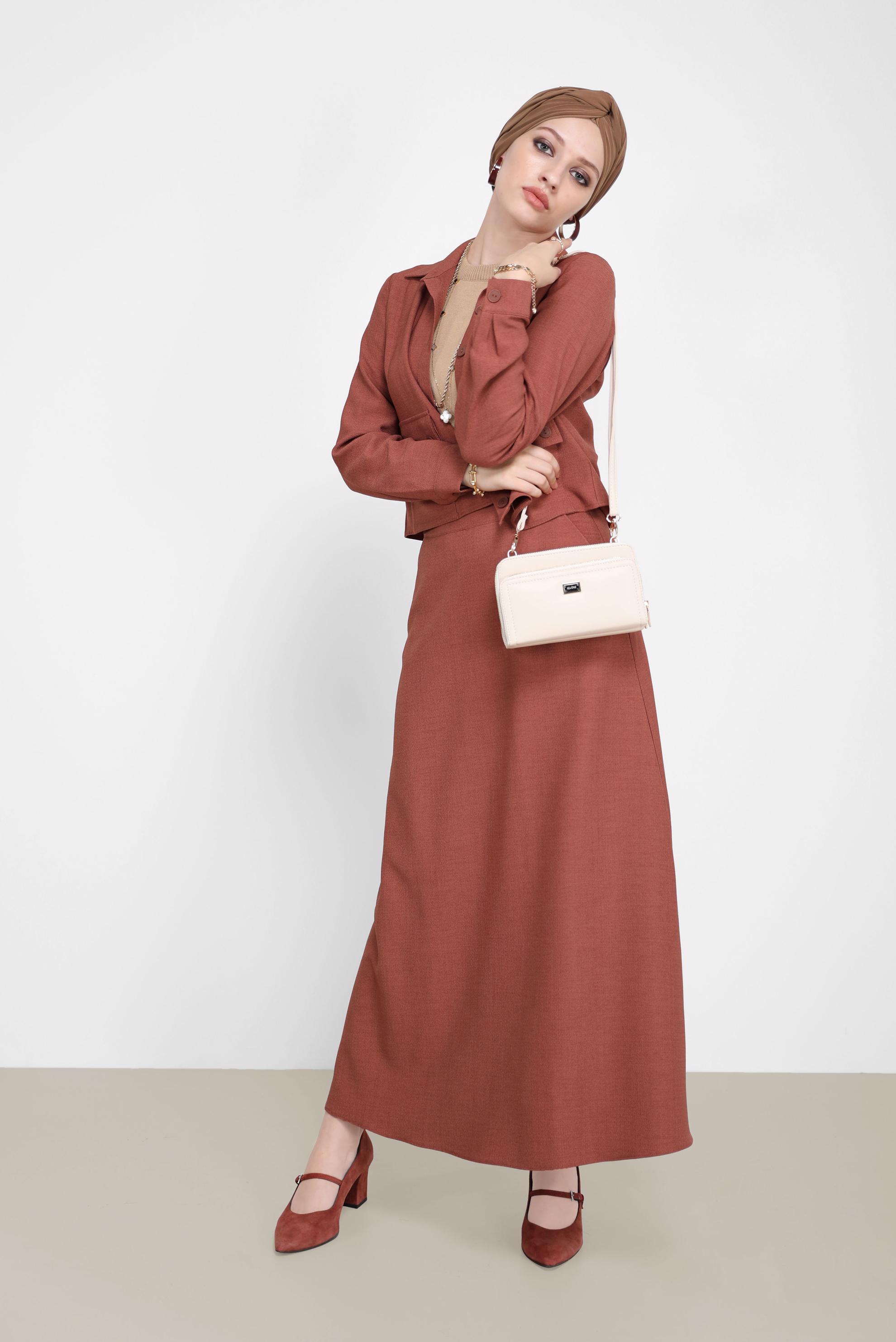 Tesettür giyim KAHVE DÜĞME DETAYLI CEPLİ İKİLİ ETEKLİ TAKIM 42197