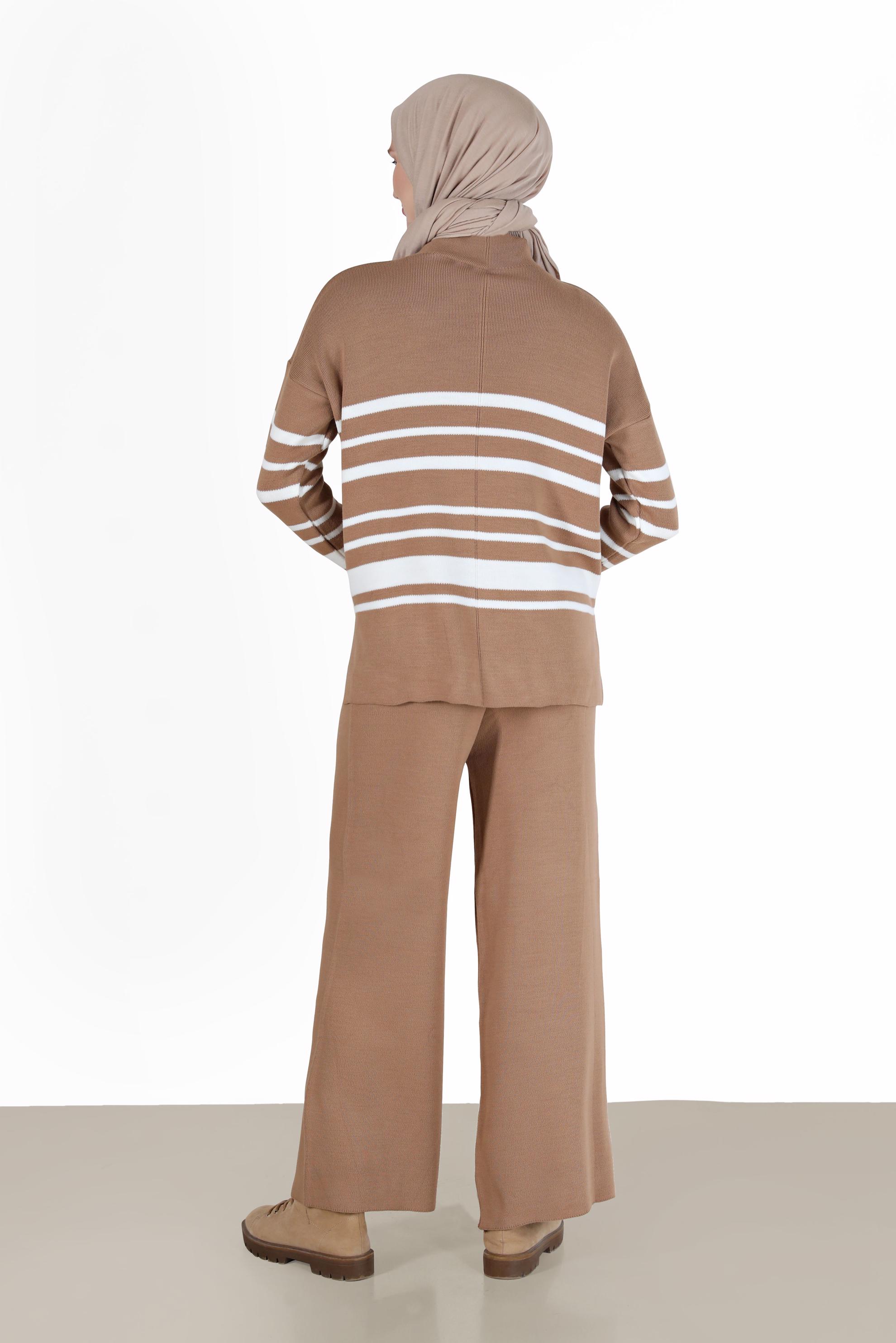 Vêtements hijab BRUN ENSEMBLE PANTALON 2 PIÈCES EN MAILLE DÉTAILS RAYURES 42486