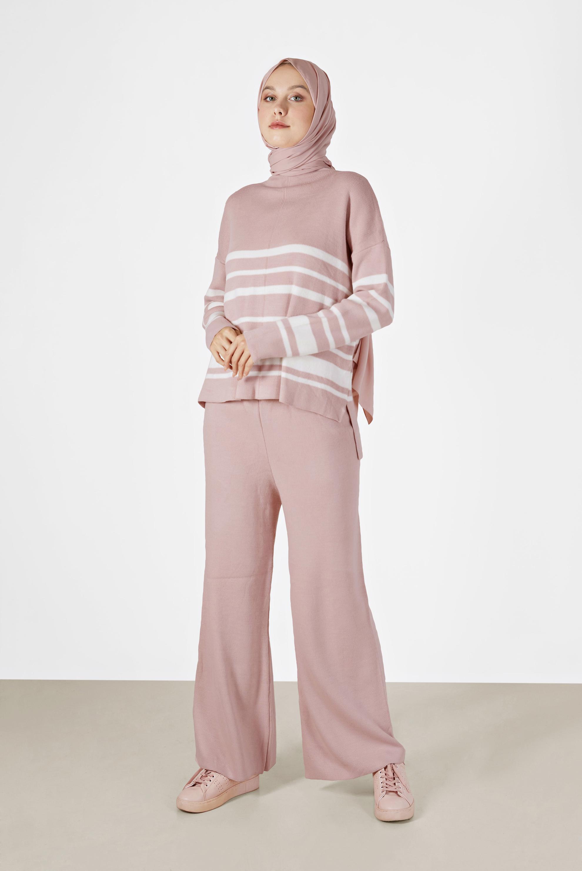 Vêtements hijab POUDRE ENSEMBLE PANTALON 2 PIÈCES EN MAILLE DÉTAILS RAYURES 42486