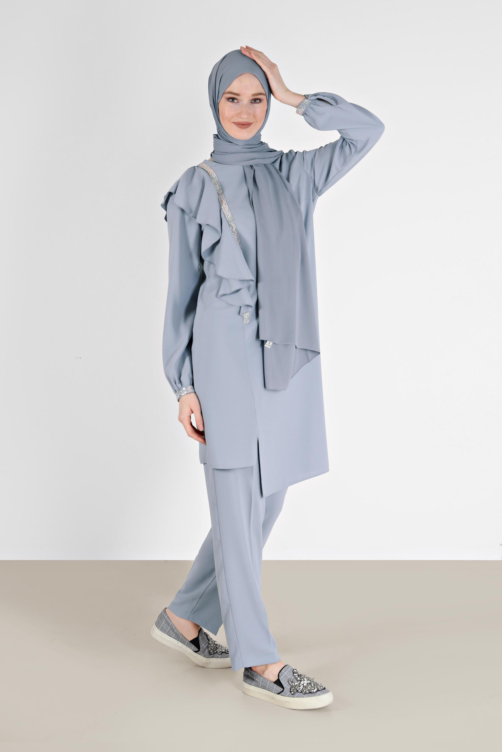 Vêtements hijab ARGENT COSTUME 2 PIÈCES EN CRÊPE AVEC PANTALON À VOLANTS 30200