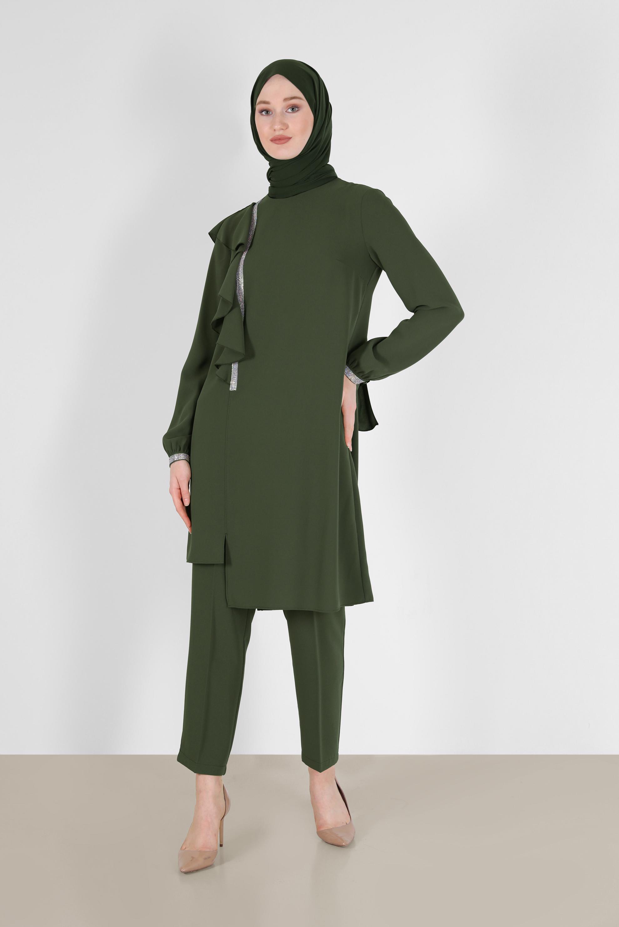 Vêtements hijab KAKI COSTUME 2 PIÈCES EN CRÊPE AVEC PANTALON À VOLANTS 30200