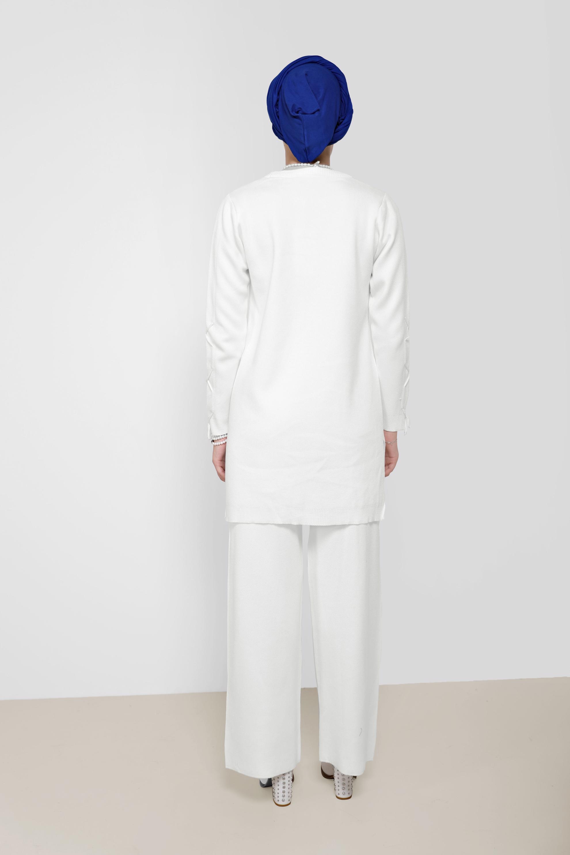 Hijab clothing WHITE TIE DETAIL 2-PIECE KNITWEAR SUIT WITH PANTS 42032 