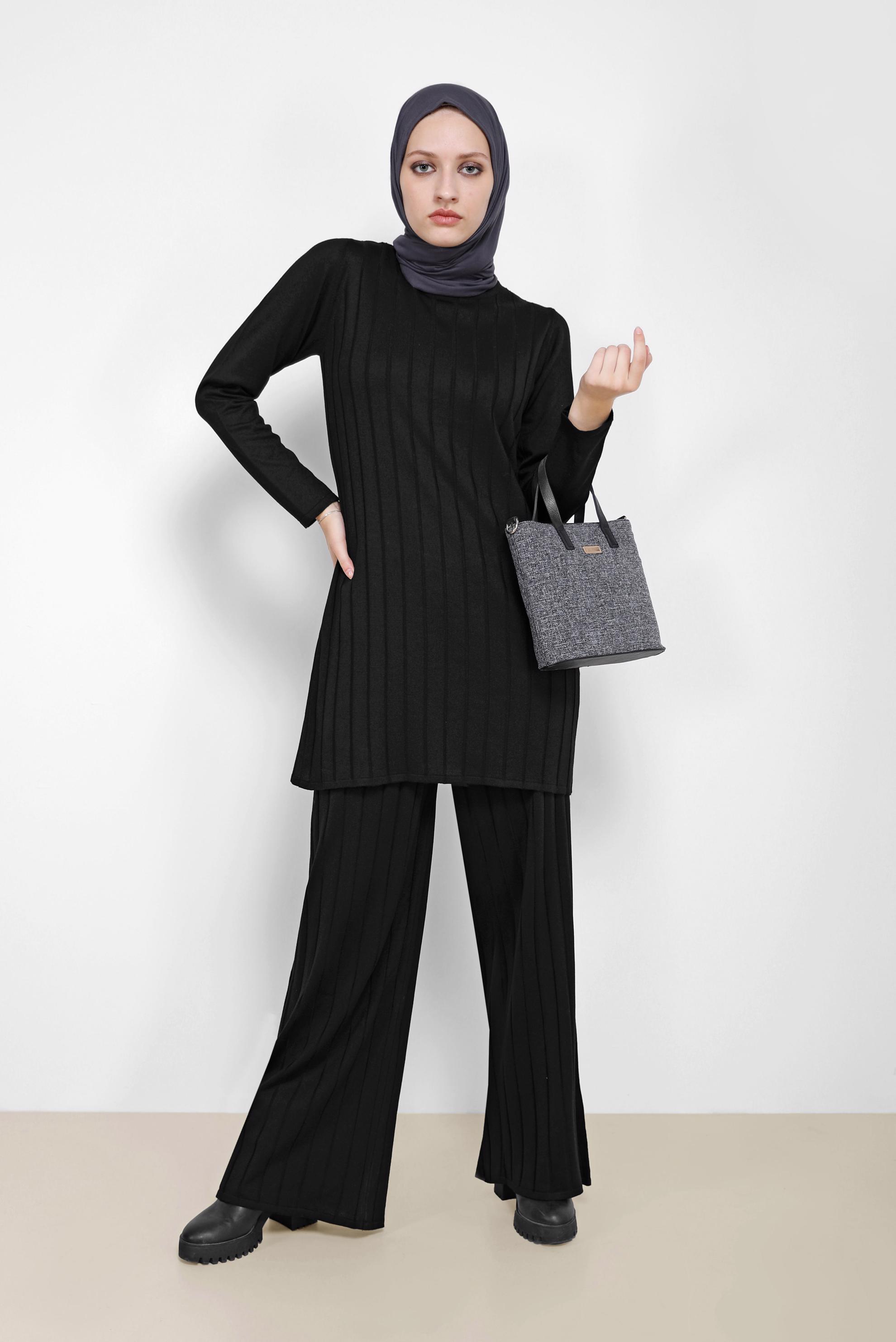 Tesettür giyim SİYAH KENDİNDEN DESENLİ BASIC İKİLİ PANT. TRİKO TAKIM 42081 