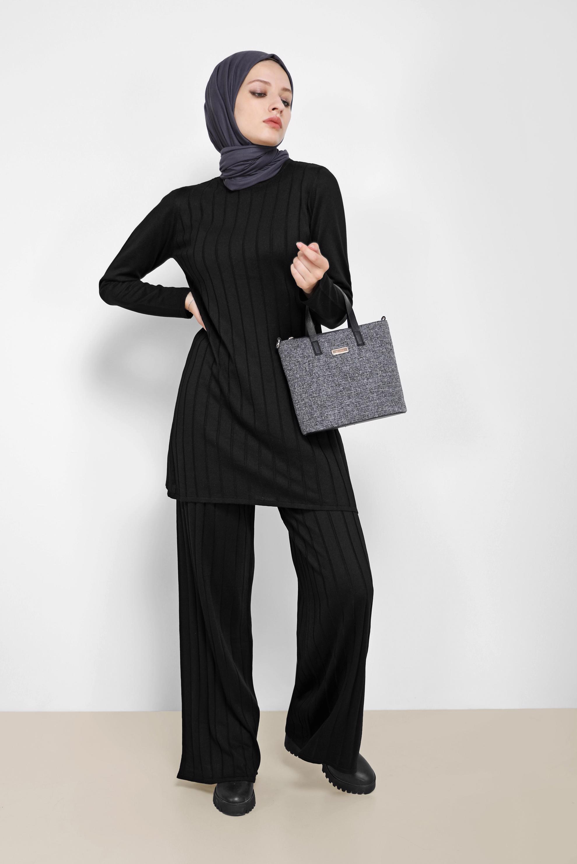 Tesettür giyim SİYAH KENDİNDEN DESENLİ BASIC İKİLİ PANT. TRİKO TAKIM 42081 