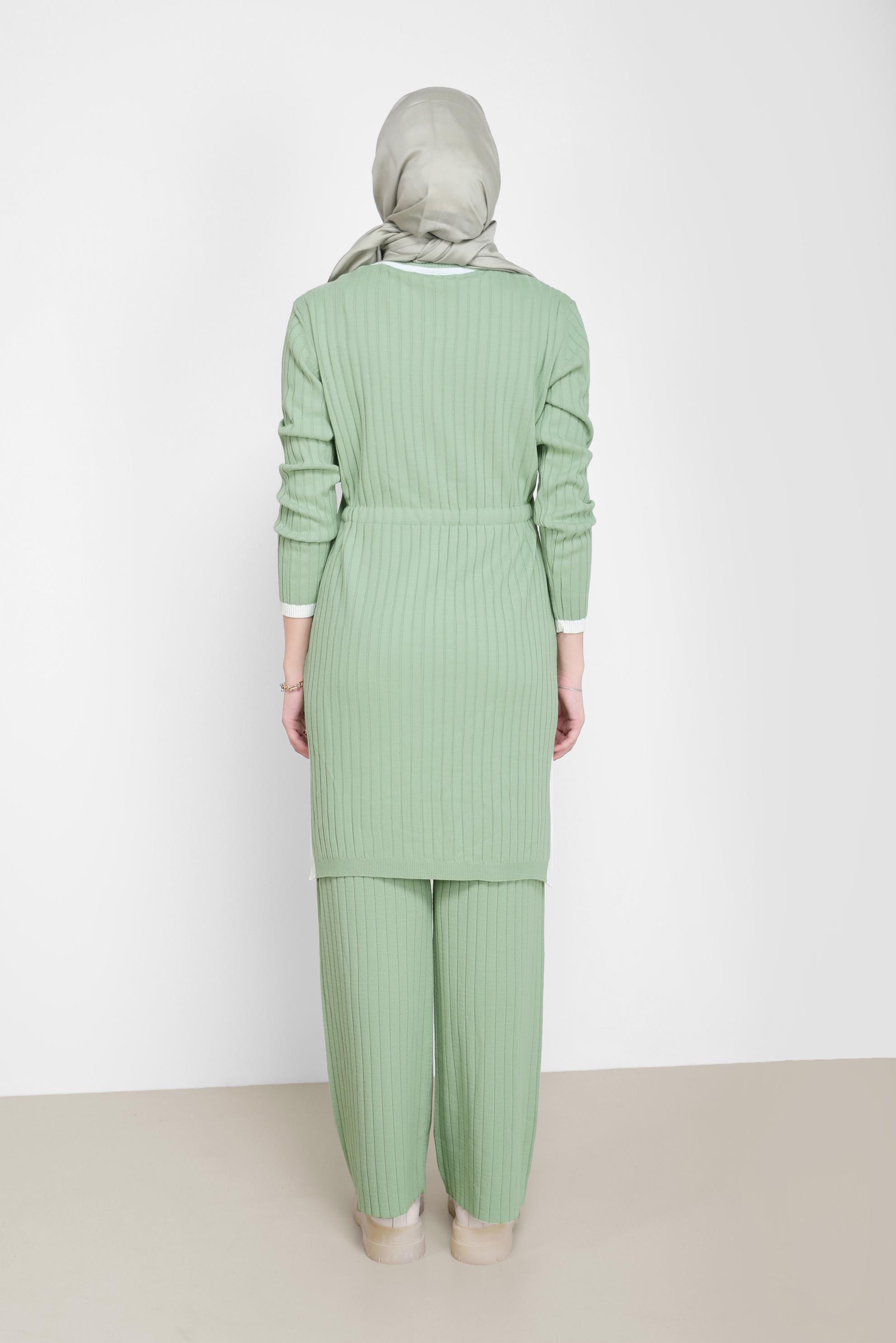 Tesettür giyim YEŞİL BELDEN BAĞLAMALI İKİLİ PANT.TRİKO TAKIM 42123 