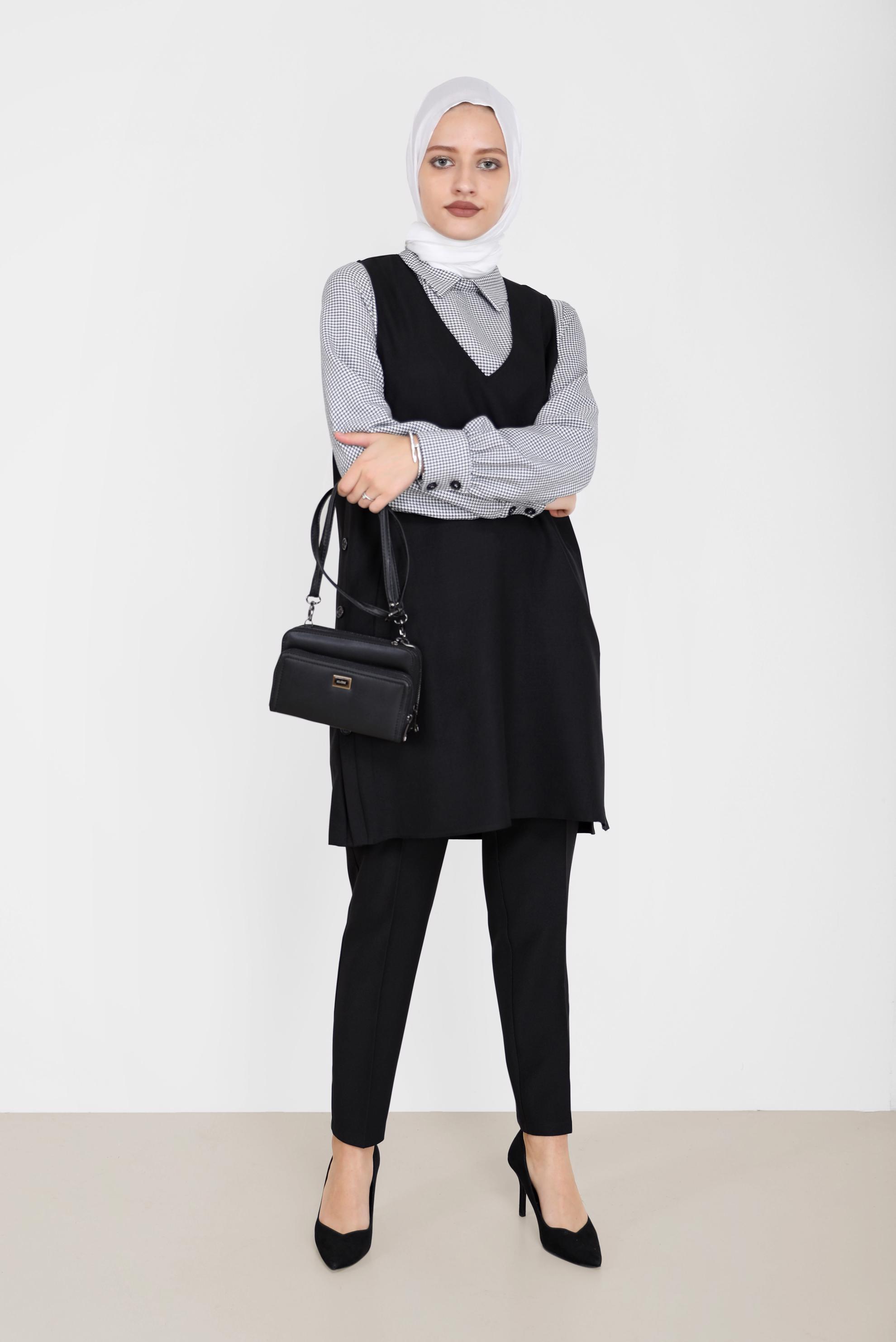 Tesettür giyim SİYAH DÜĞME DETAYLI ÜÇLÜ PANT. TAKIM 42162 