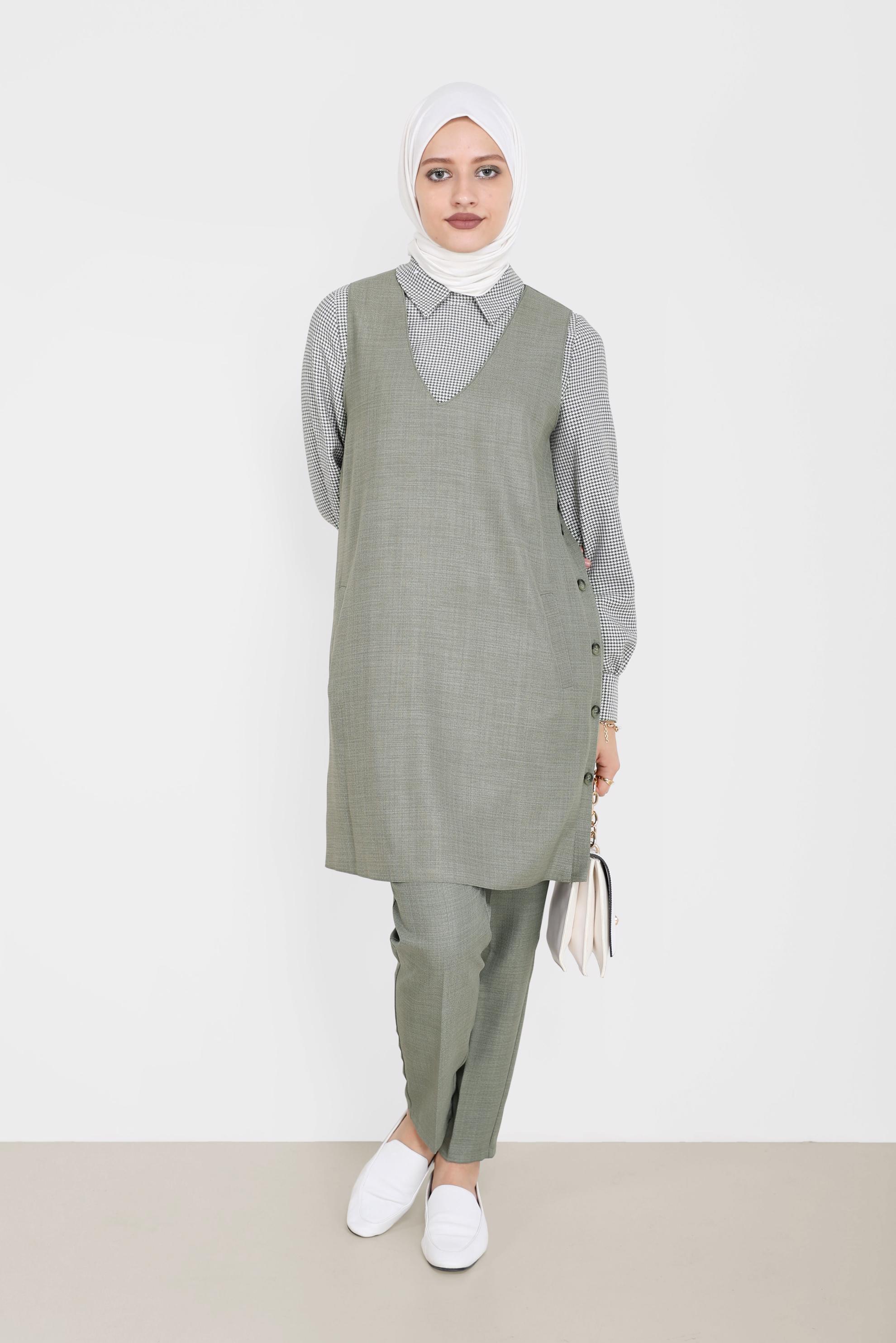 Tesettür giyim YEŞİL DÜĞME DETAYLI ÜÇLÜ PANT. TAKIM 42162 