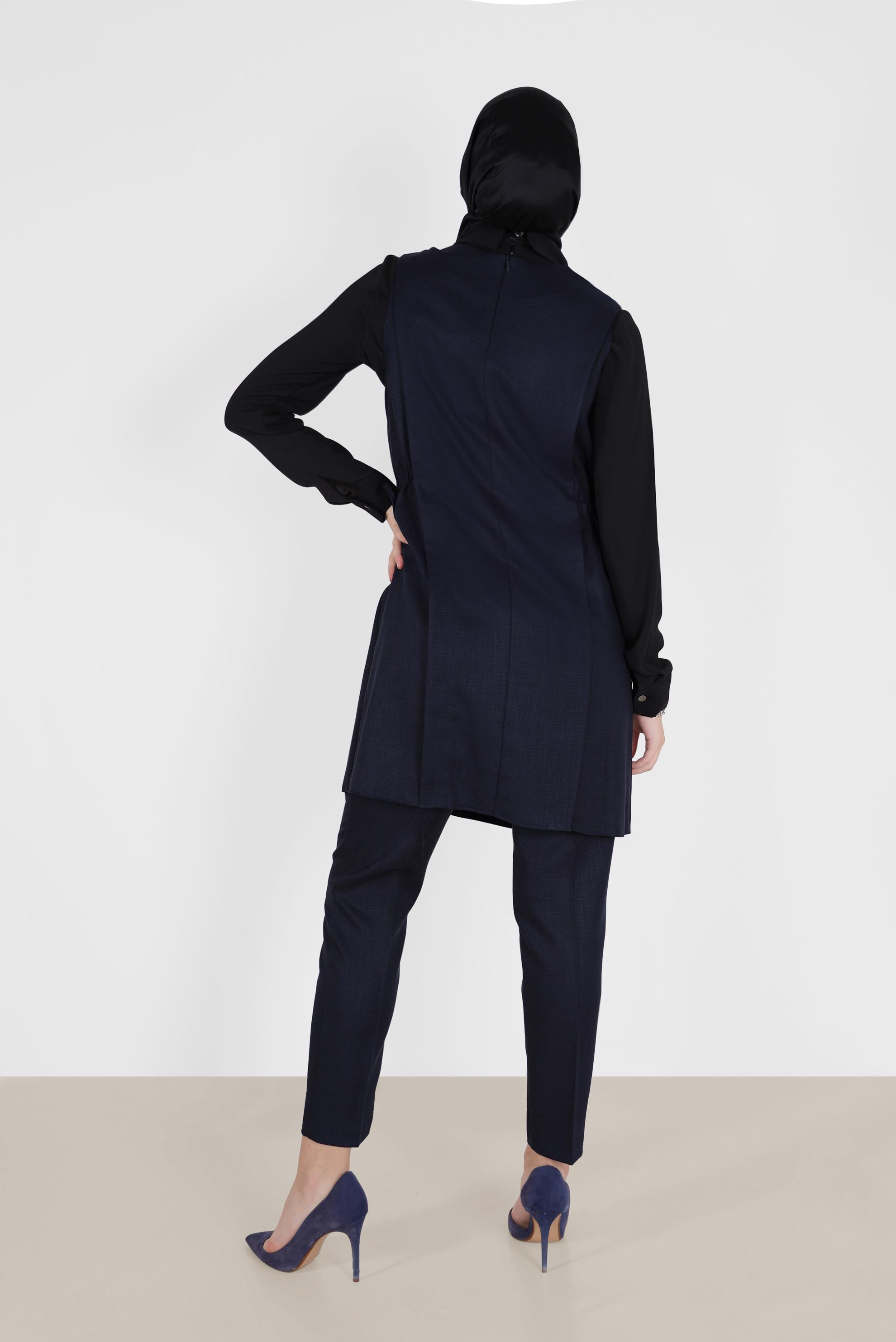 Tesettür giyim LACİVERT BELDEN BÜZGÜLÜ DÜĞME DETAYLI İKİLİ PANT. TAKIM 42187