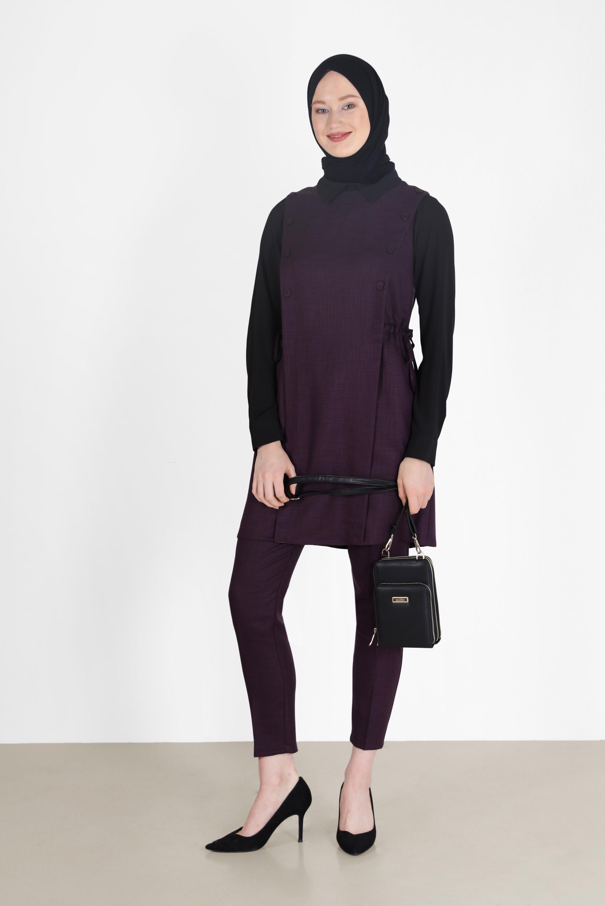 Tesettür giyim MÜRDÜM BELDEN BÜZGÜLÜ DÜĞME DETAYLI İKİLİ PANT. TAKIM 42187