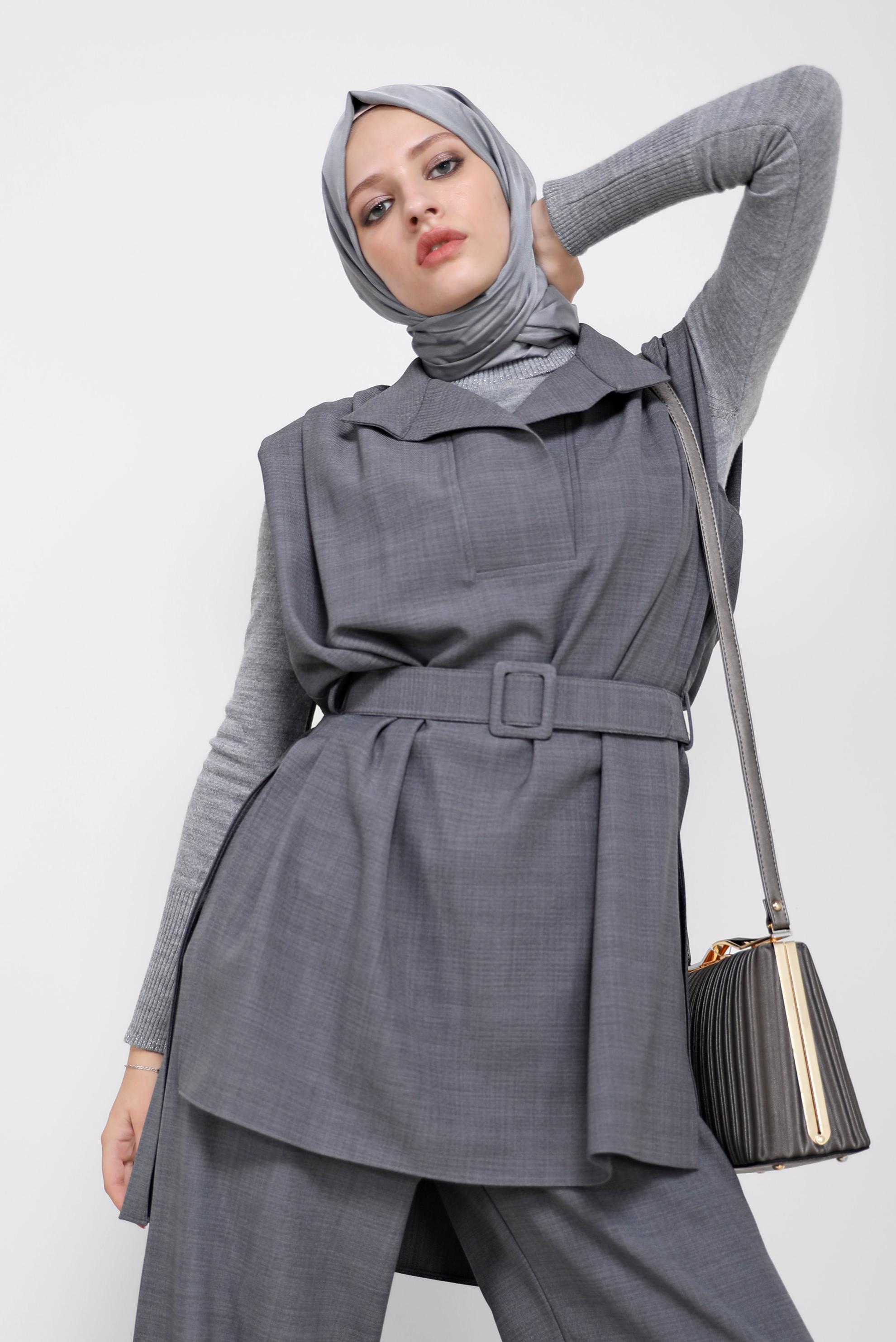 Tesettür giyim GRİ KEMER DETAYLI İKİLİ PANT. TAKIM 42195 