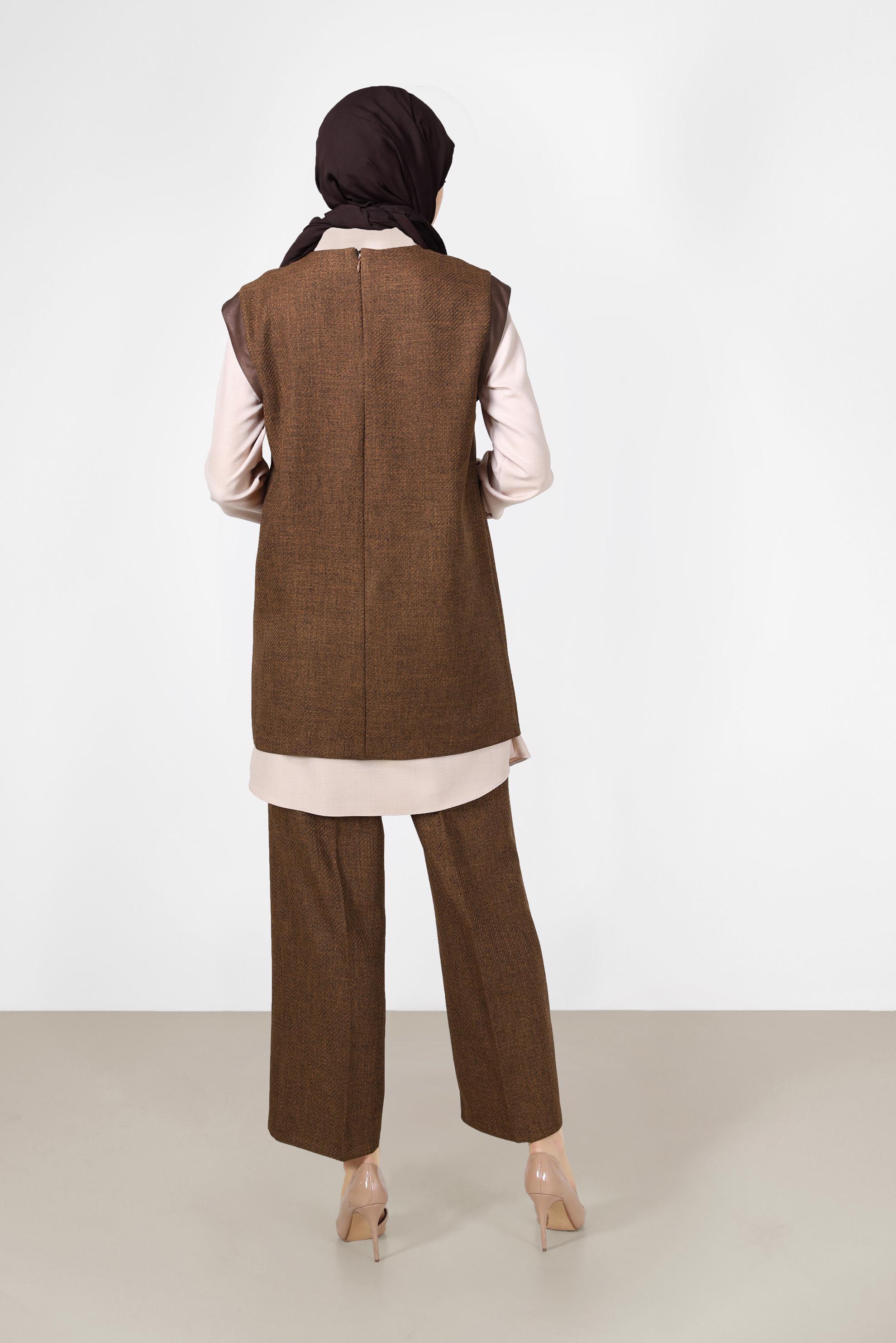 Tesettür giyim TABA DERİ DETAYLI DÜĞMELİ İKİLİ PANT.TAKIM 42198 