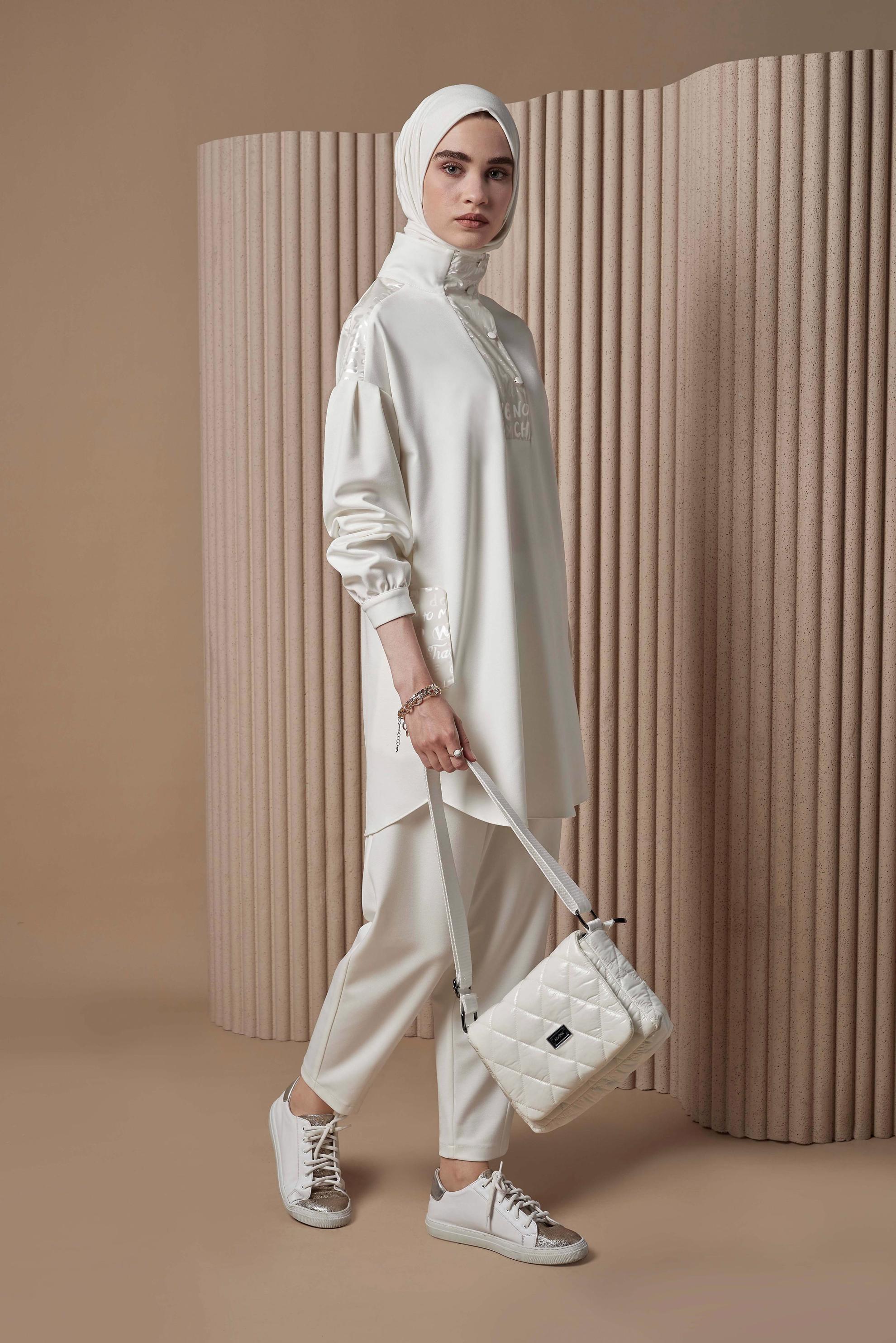 Tesettür giyim BEYAZ YAZI BASKILI İKİLİ PANT. TAKIM 42264 