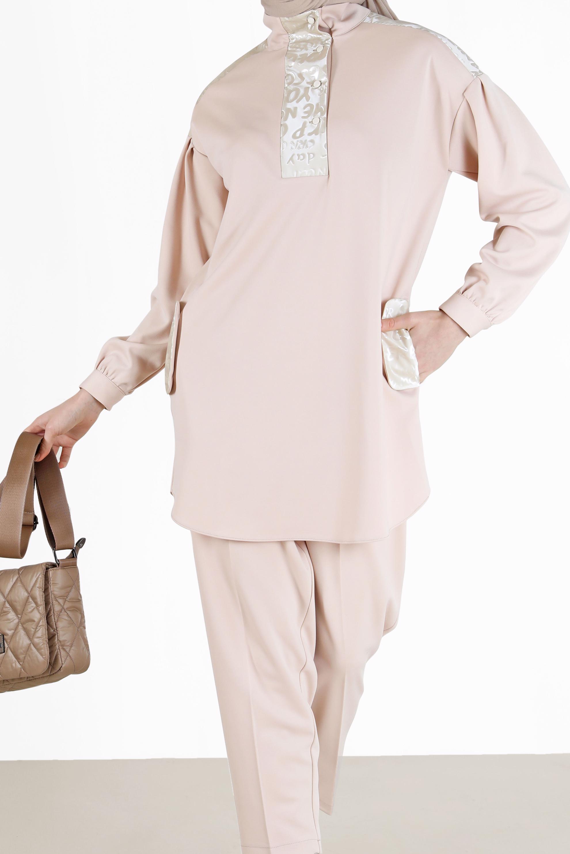 Tesettür giyim BEJ YAZI BASKILI İKİLİ PANT. TAKIM 42264 