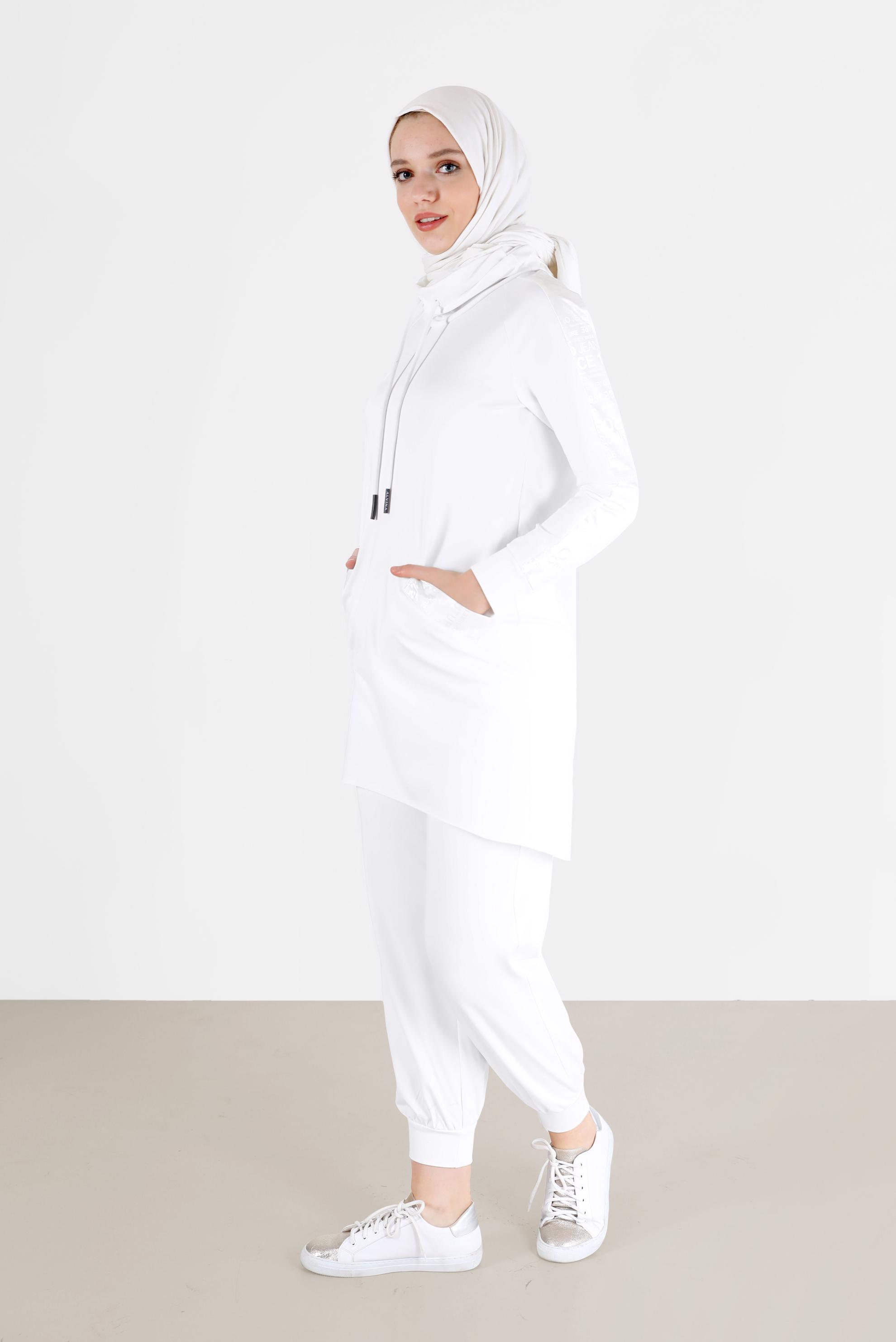 Tesettür giyim BEYAZ YAZI BASKILI DERİ DETAYLI İKİLİ PANT. TAKIM 42265