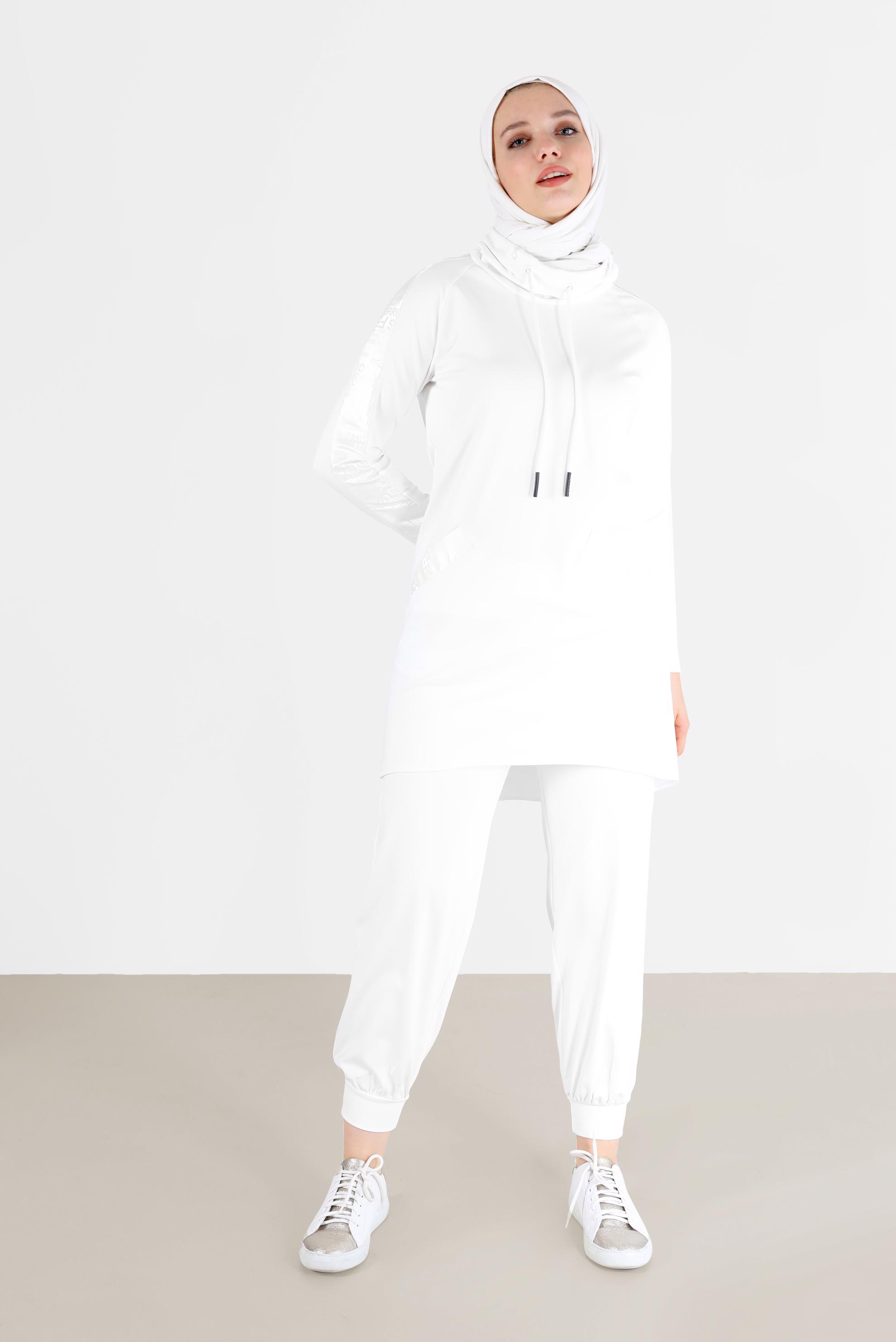 Tesettür giyim BEYAZ YAZI BASKILI DERİ DETAYLI İKİLİ PANT. TAKIM 42265