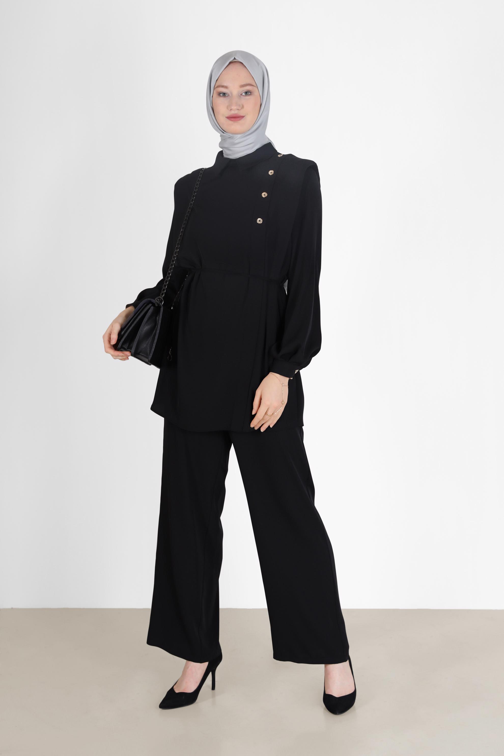 Tesettür giyim SİYAH BELİ BAĞLAMALI DÜĞME DETAYLI İKİLİ PANT.TAKIM 42309 