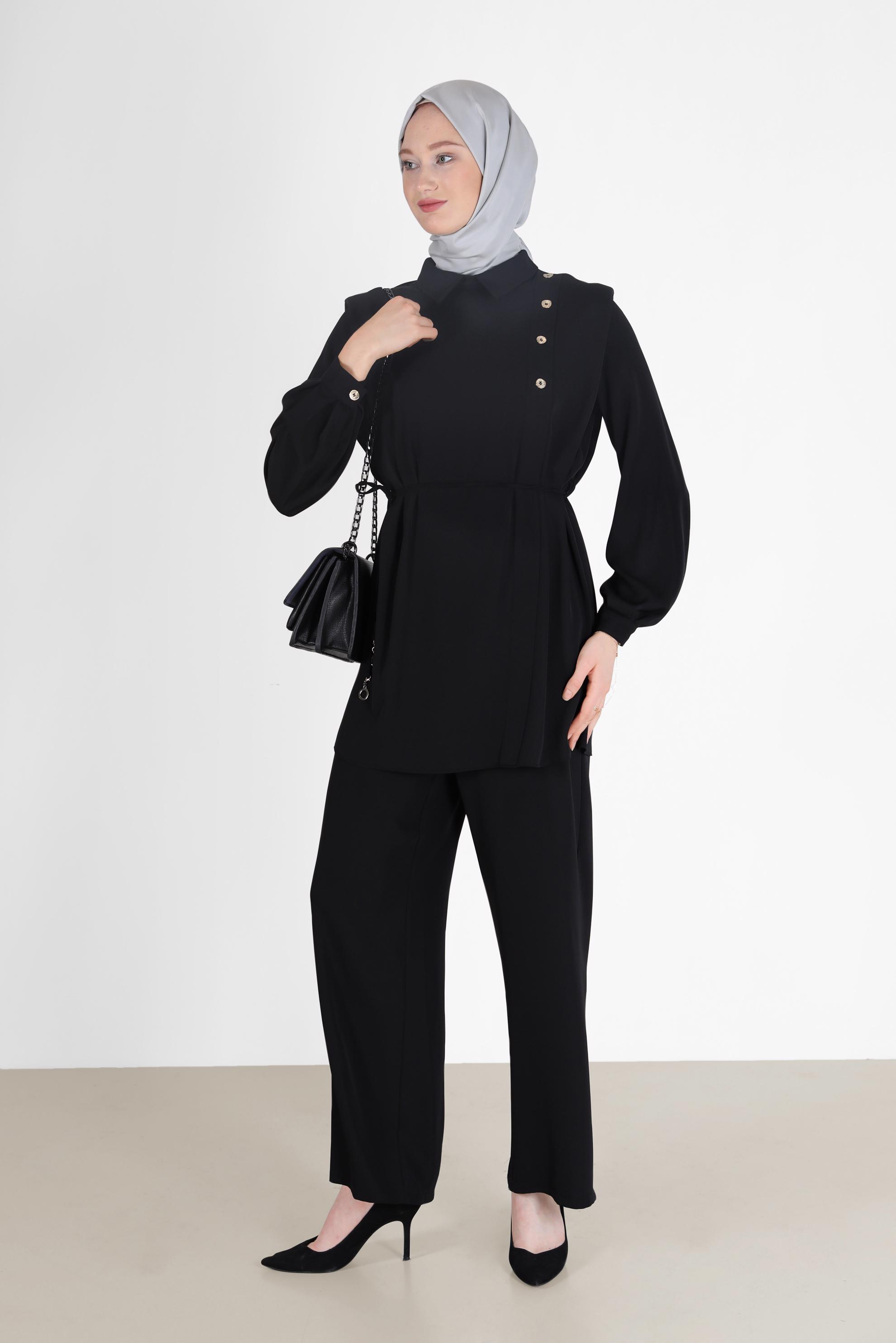 Tesettür giyim SİYAH BELİ BAĞLAMALI DÜĞME DETAYLI İKİLİ PANT.TAKIM 42309 