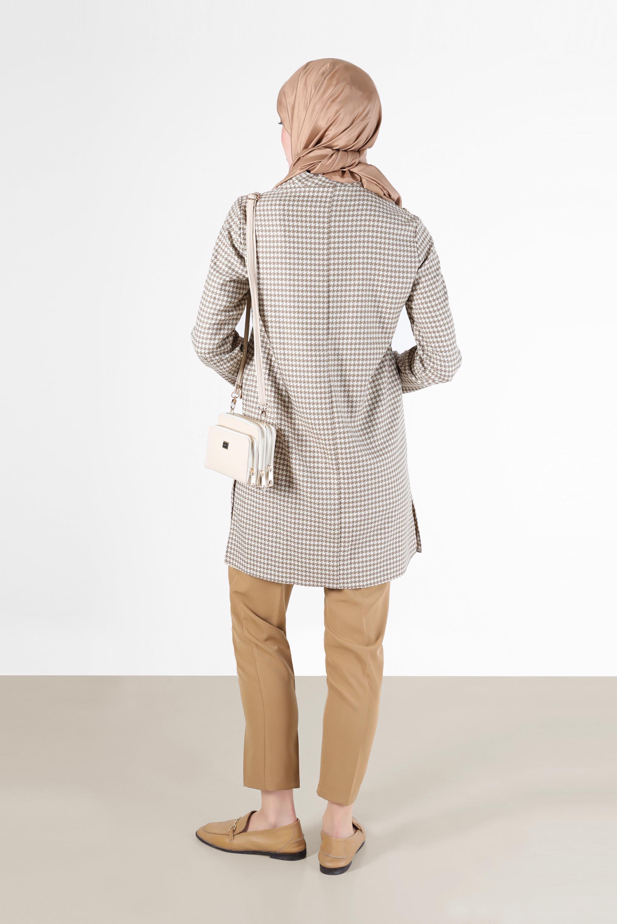 Tesettür giyim KAHVE DÜĞME VE CEP DETAYLI KAZAYAĞI DESEN İKİLİ PANT. TAKIM 42317 