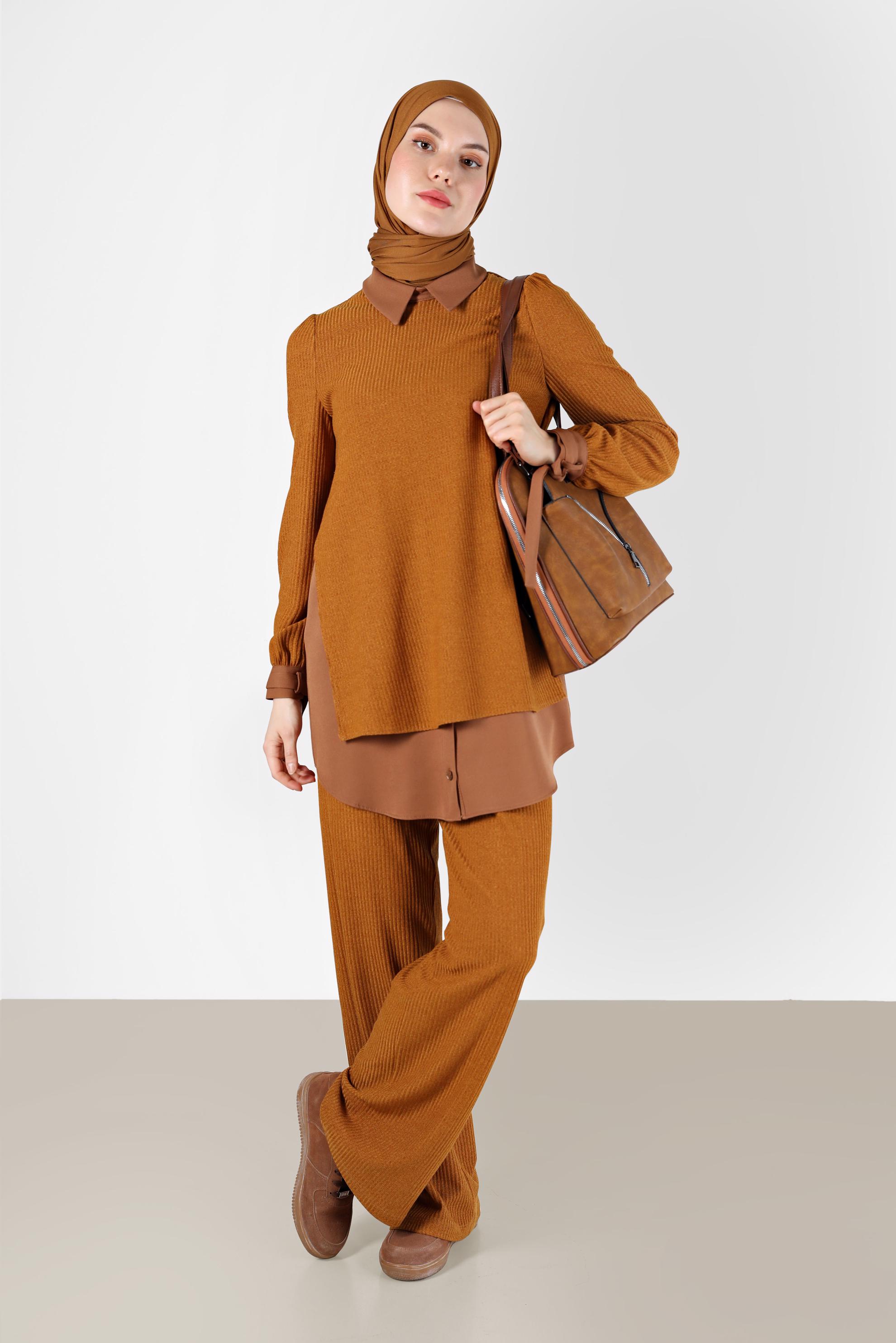 Tesettür giyim SARI GÖMLEK PARÇA DETAYLI KAŞKORSE İKİLİ PANT. TAKIM 42363 