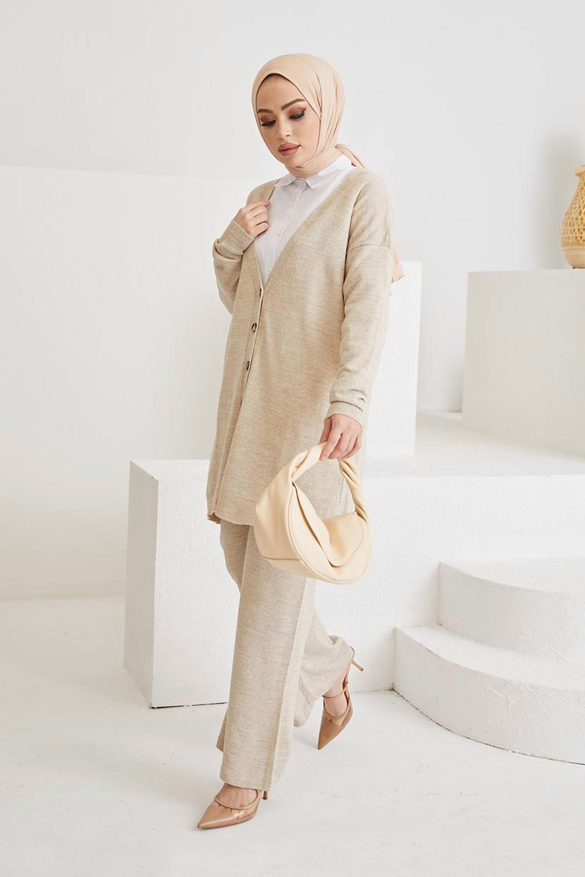Tesettür giyim BEJ DÜĞME DETAYLI BASIC TRİKO PANT. TAKIM 42463 
