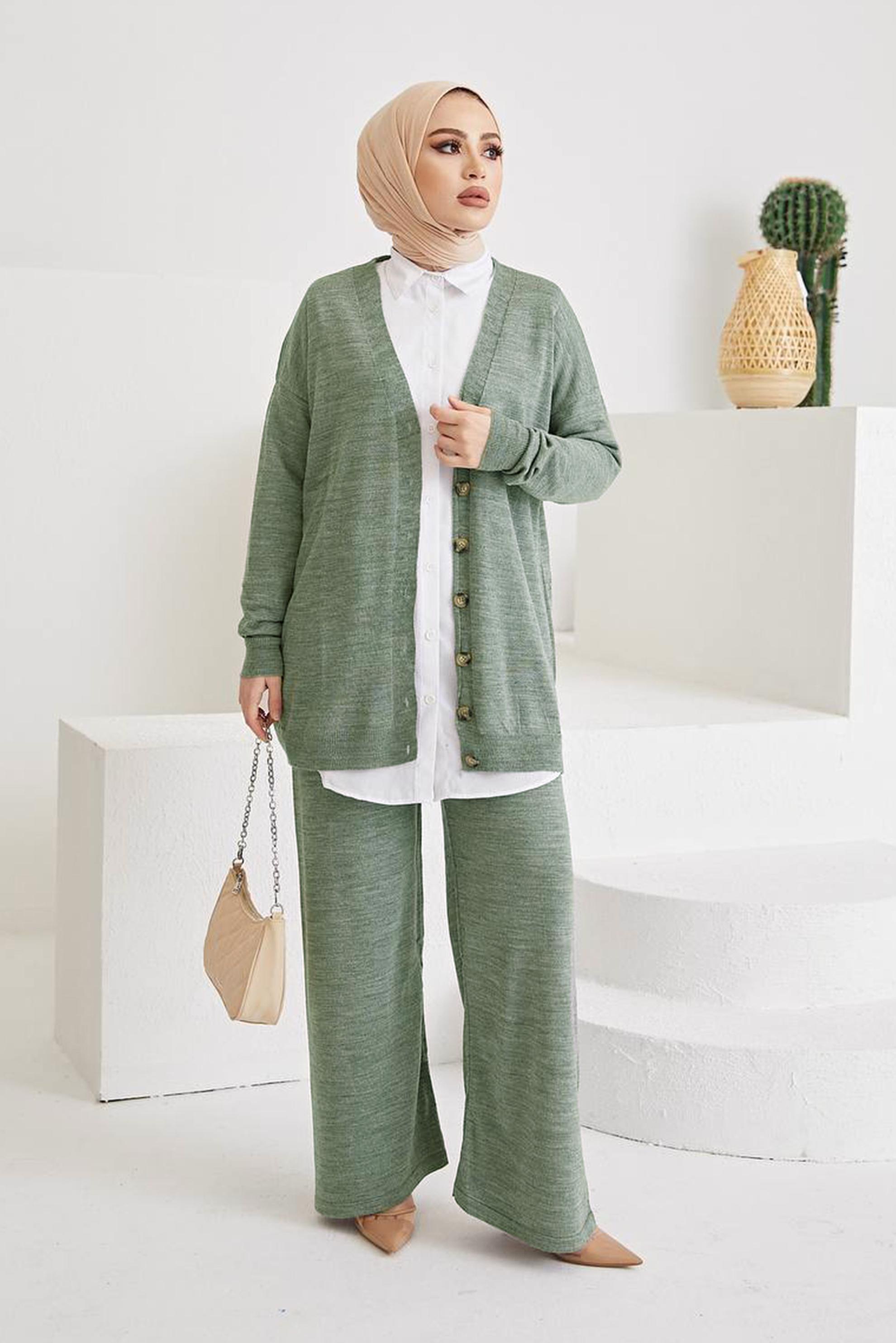 Tesettür giyim YEŞİL DÜĞME DETAYLI BASIC TRİKO PANT. TAKIM 42463 