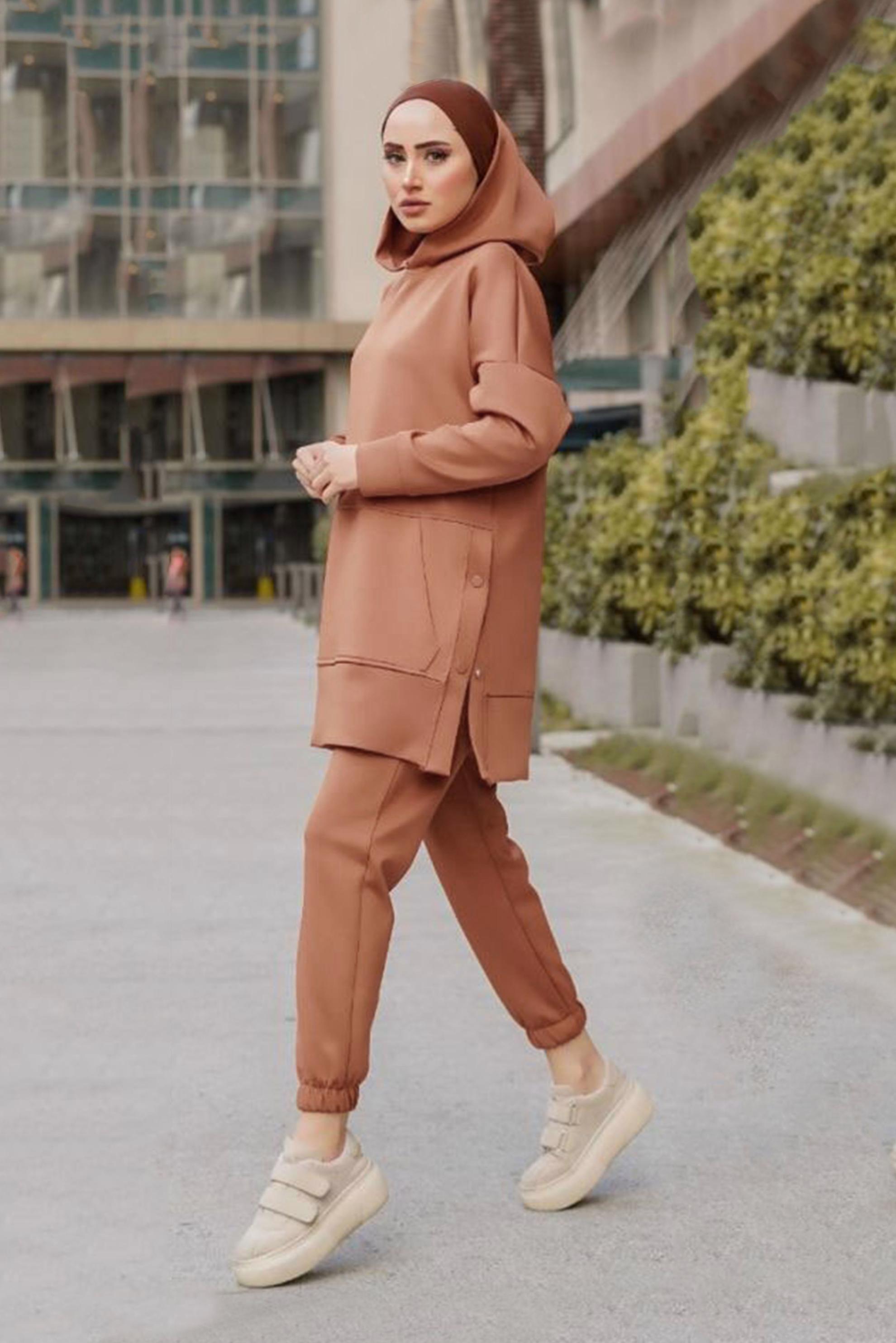 Tesettür giyim TABA YANLARI ÇITÇITLI PAÇASI LASTİKLİ PANT. TAKIM 42468 